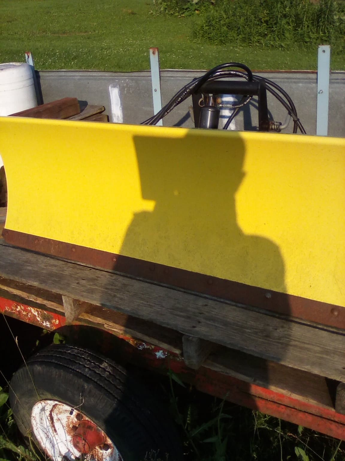 2015 John Deere 2025R Image
