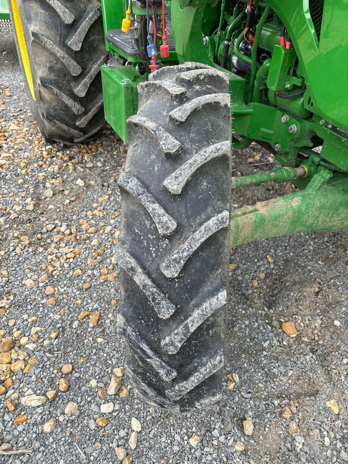 2022 John Deere 5065E Image