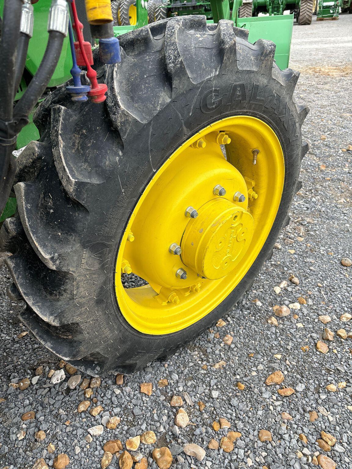 2022 John Deere 5065E Image