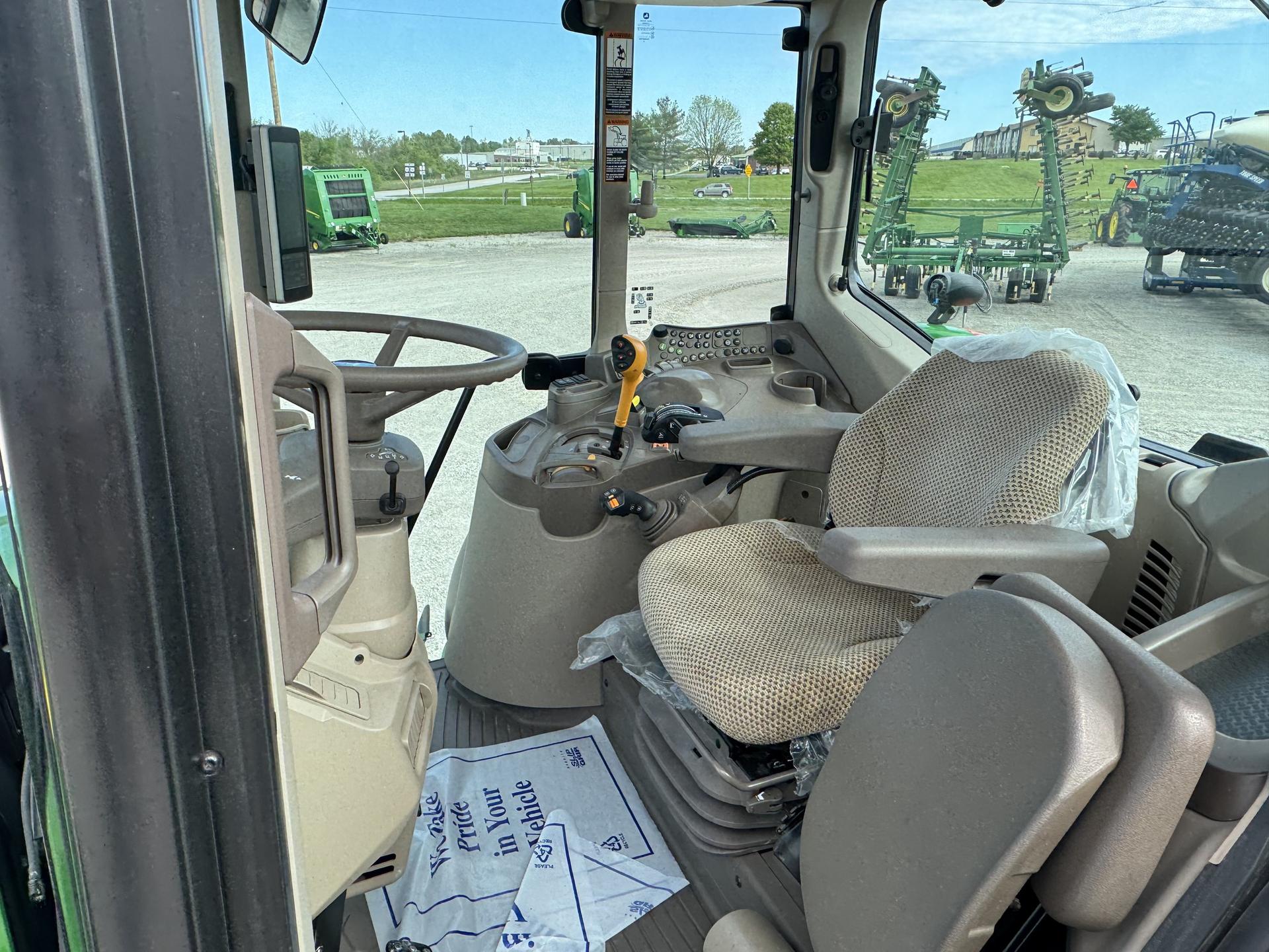 2024 John Deere 6175M Image