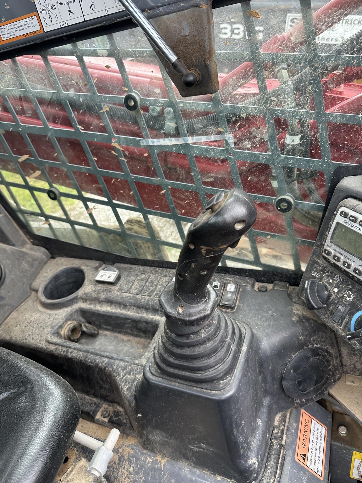 2022 Takeuchi TL12V2 Image
