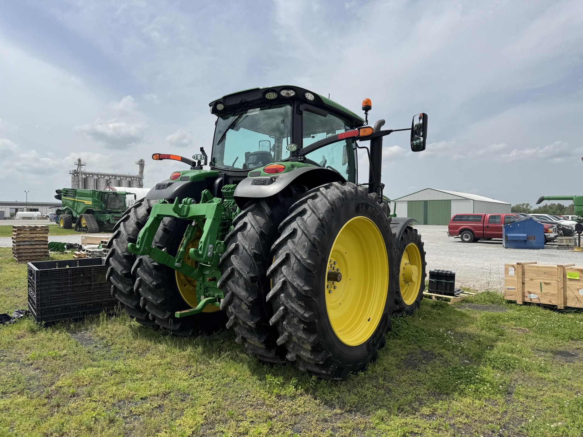 2024 John Deere 6R 175 Image