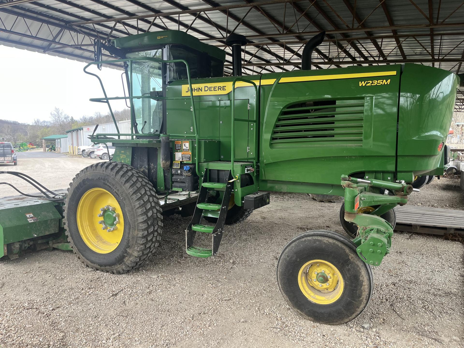 2023 John Deere W235M Image