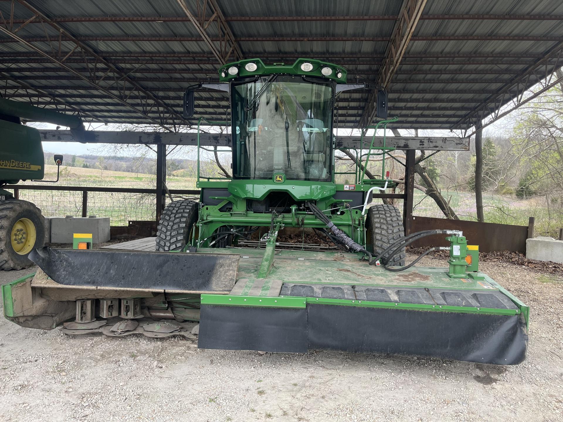 2023 John Deere W235M Image