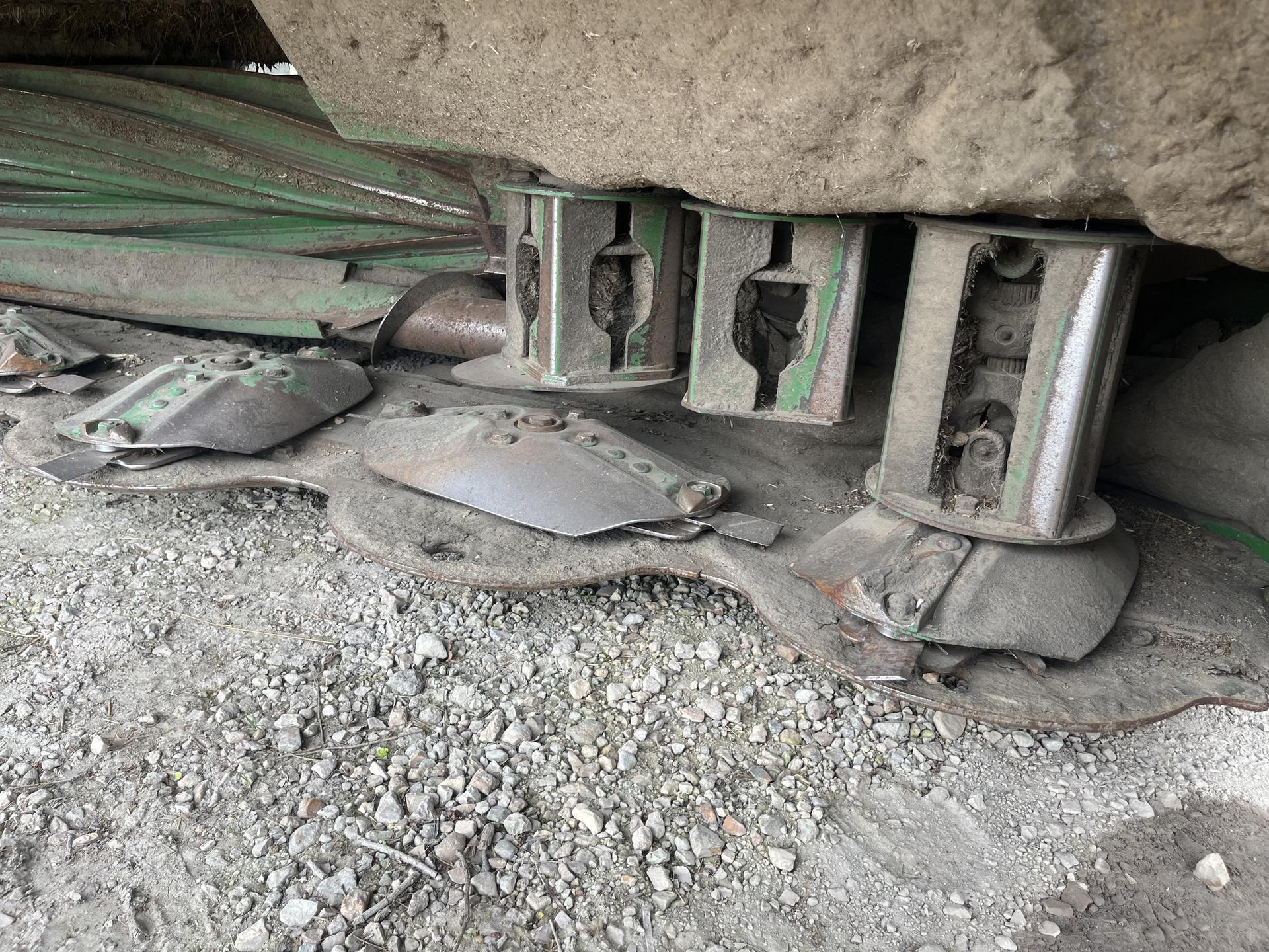 2023 John Deere W235M Image
