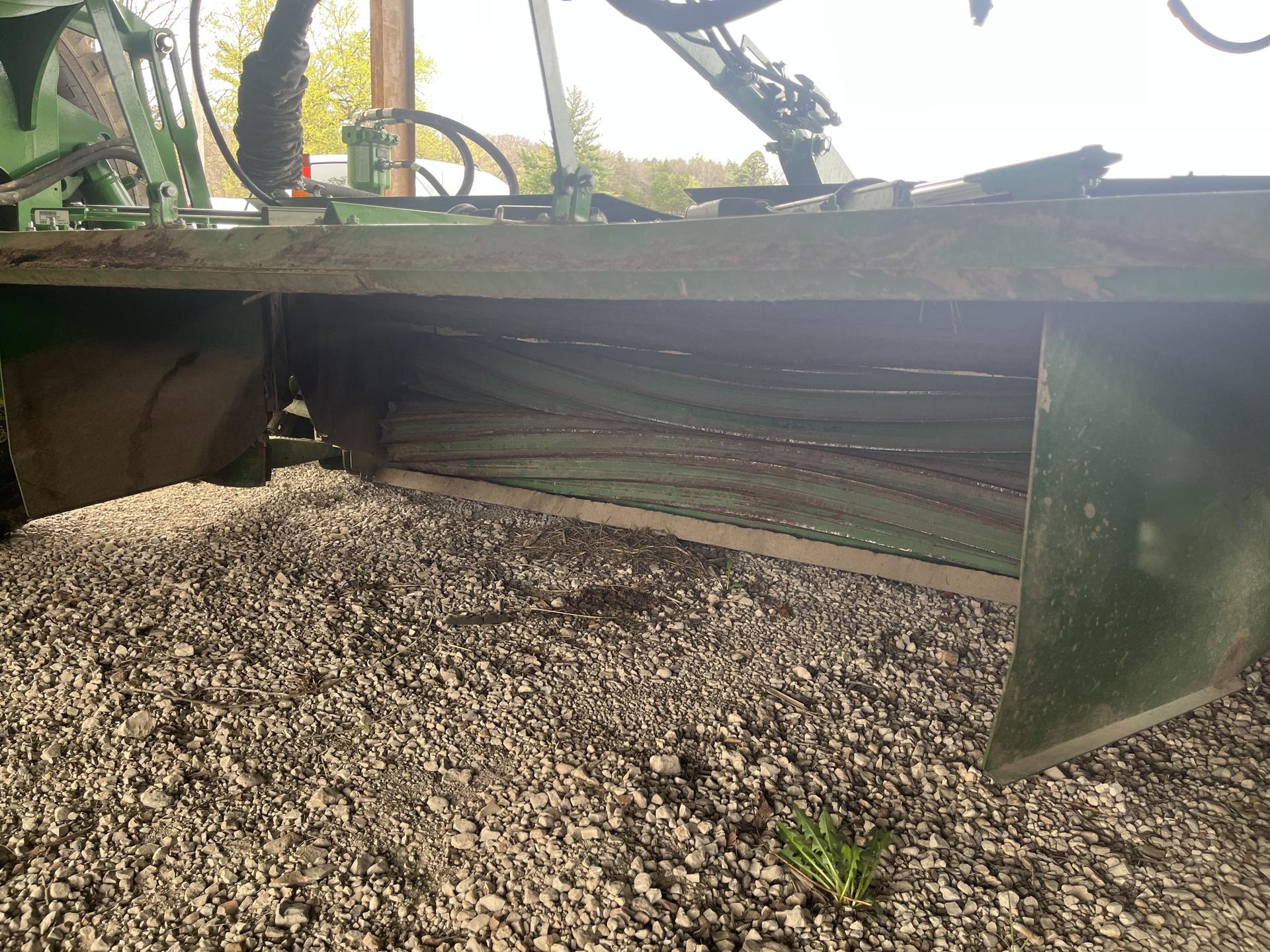 2023 John Deere W235M Image