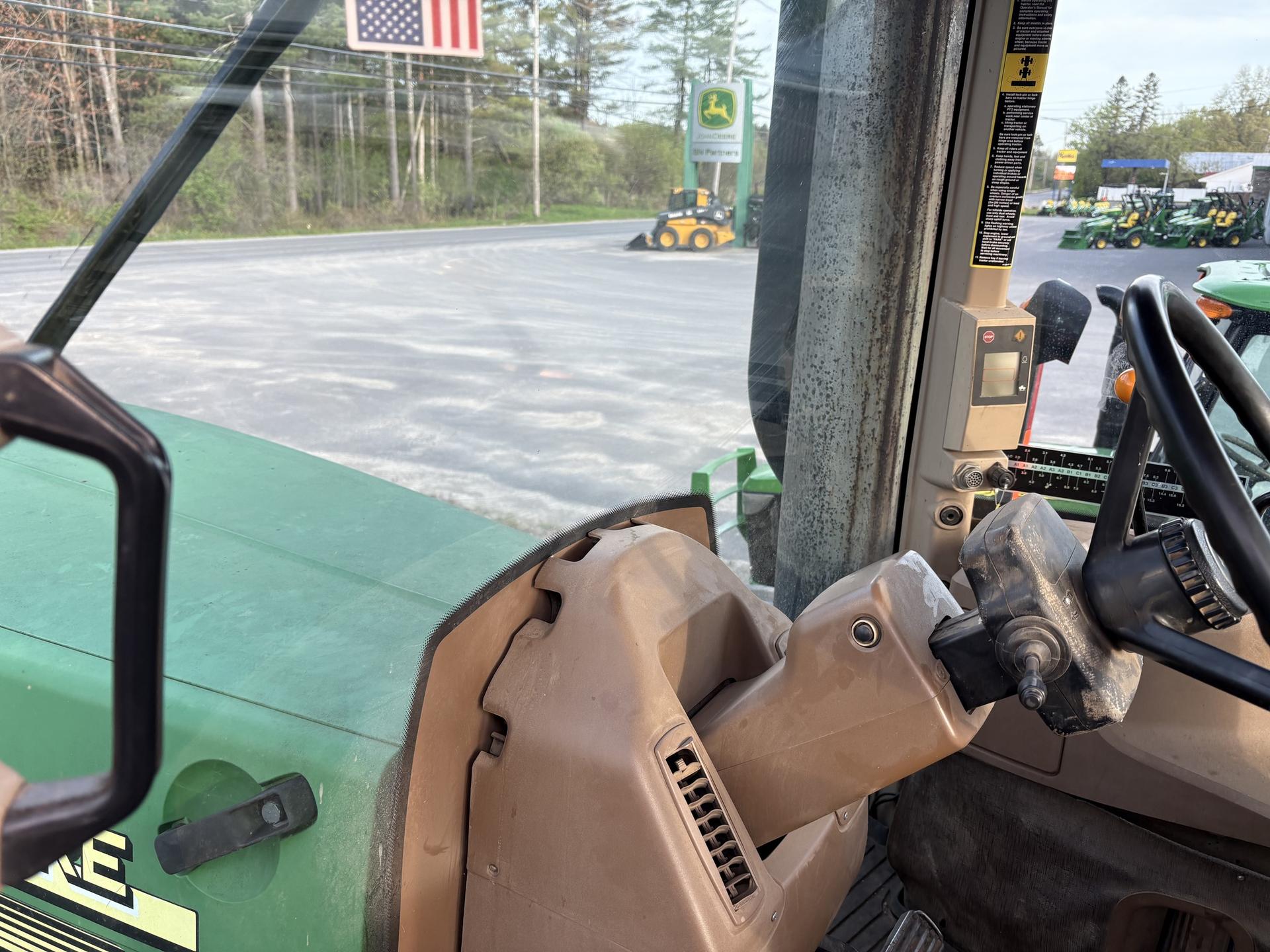 2007 John Deere 9320 Image