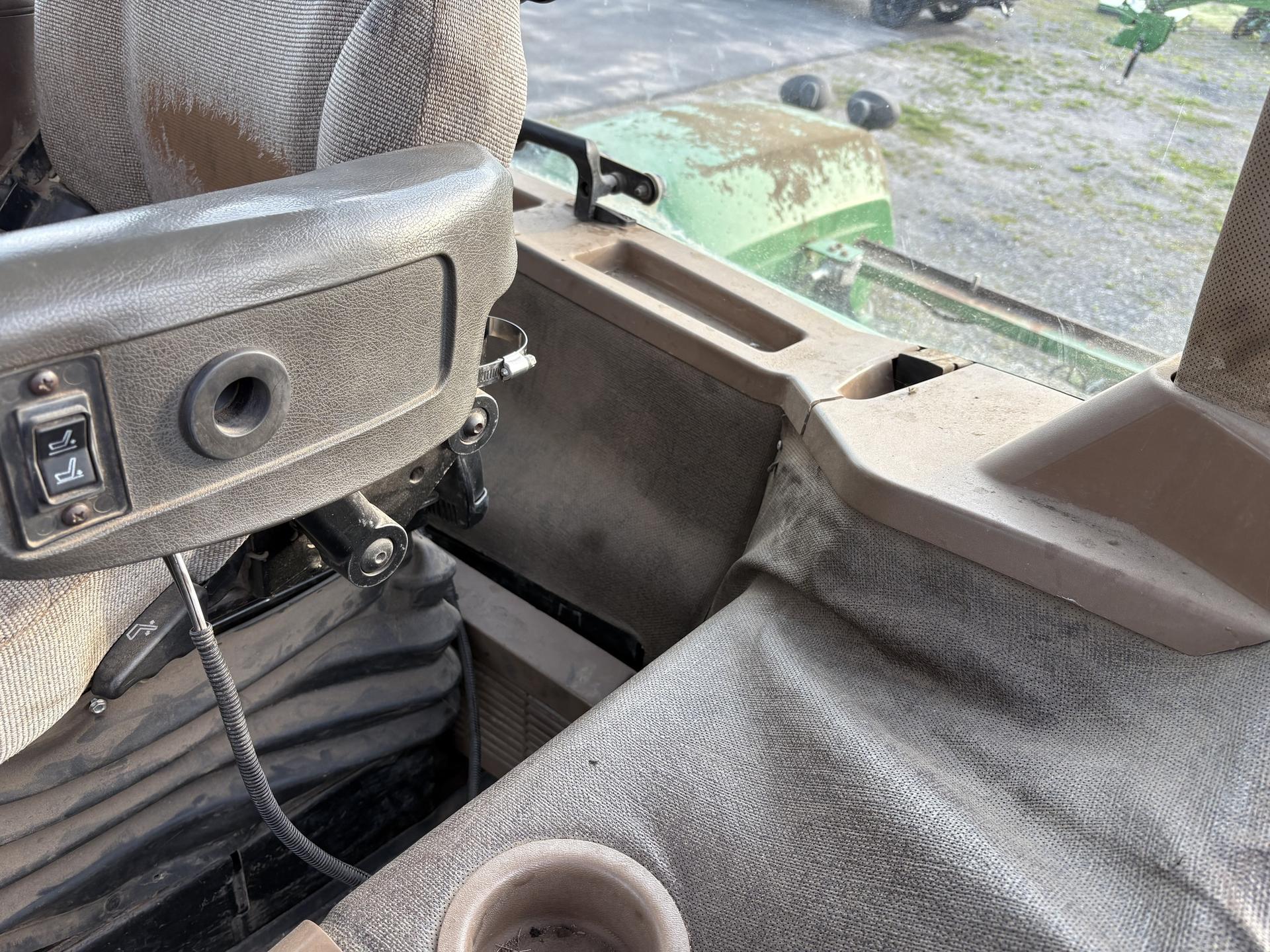 2007 John Deere 9320 Image