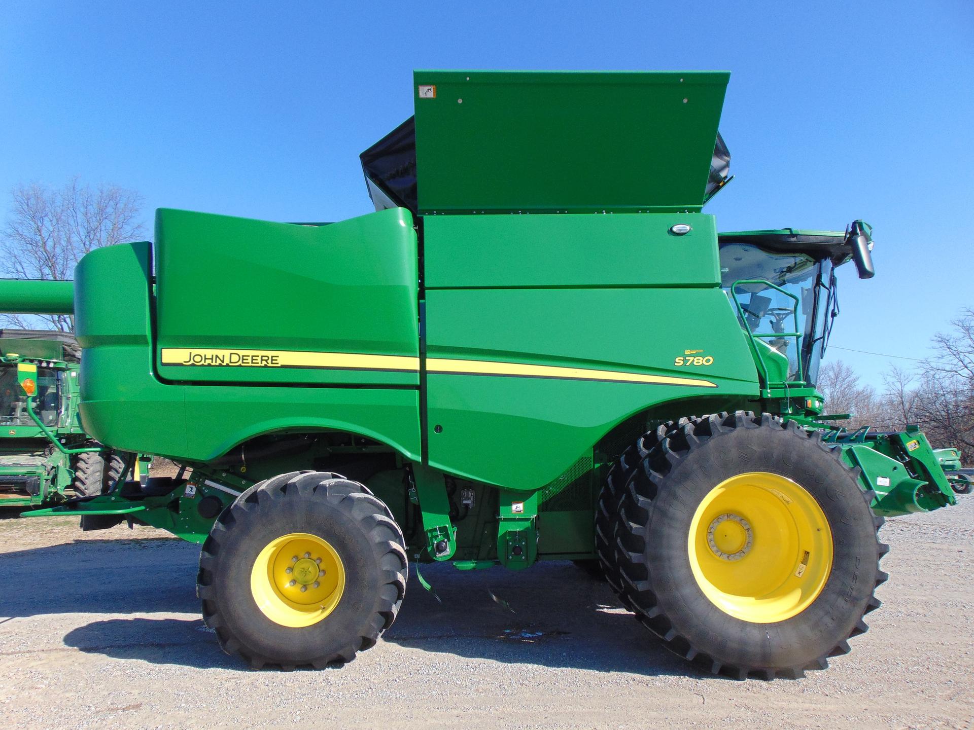 2023 John Deere S780 Image