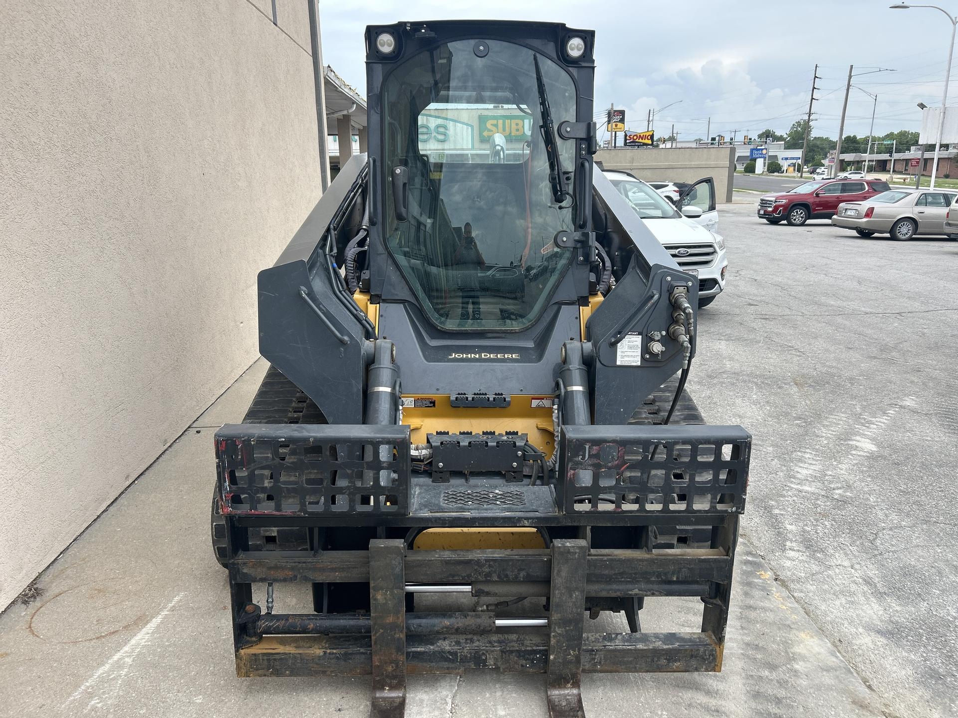 2021 John Deere 333G Image