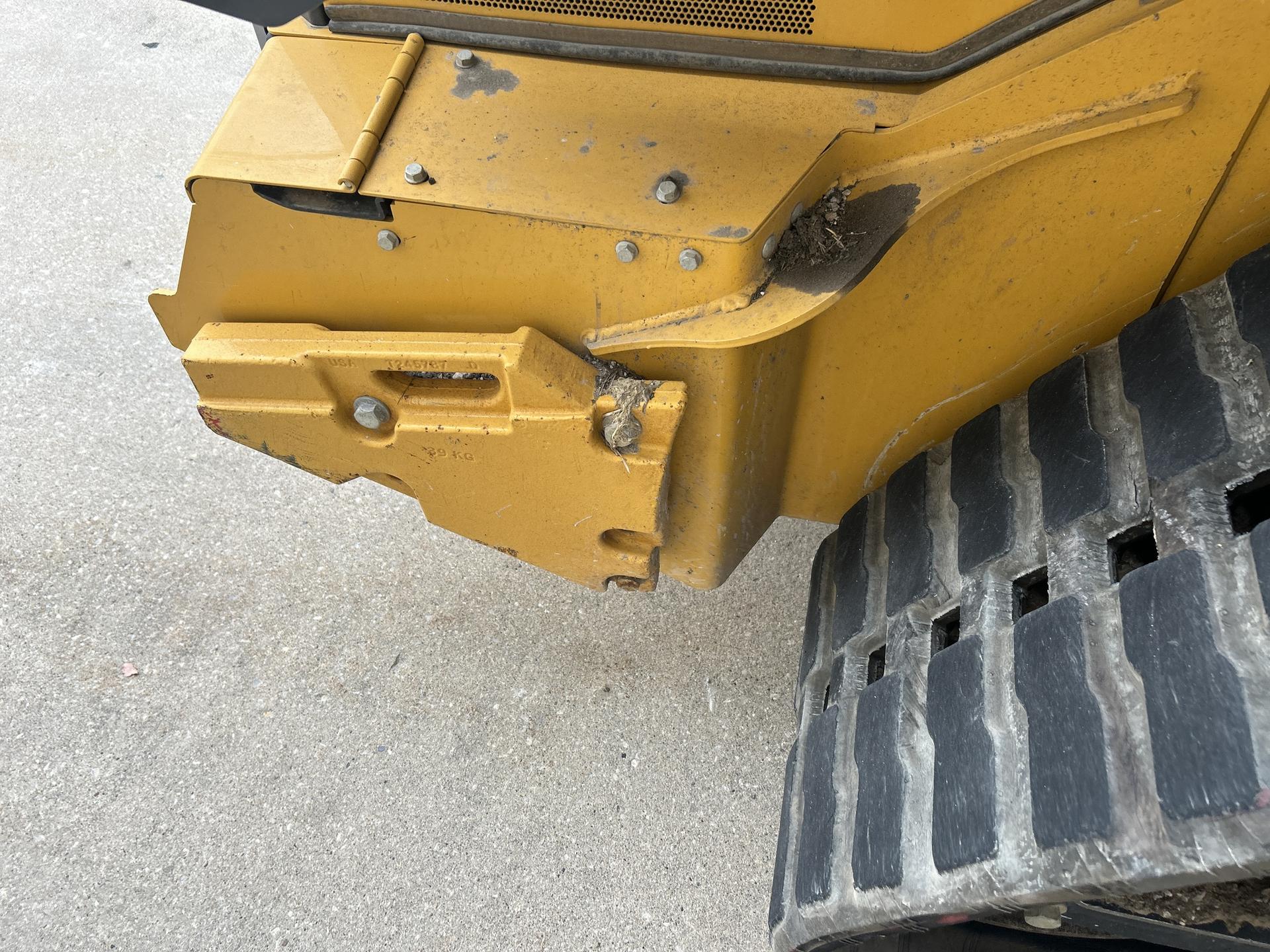 2021 John Deere 333G Image