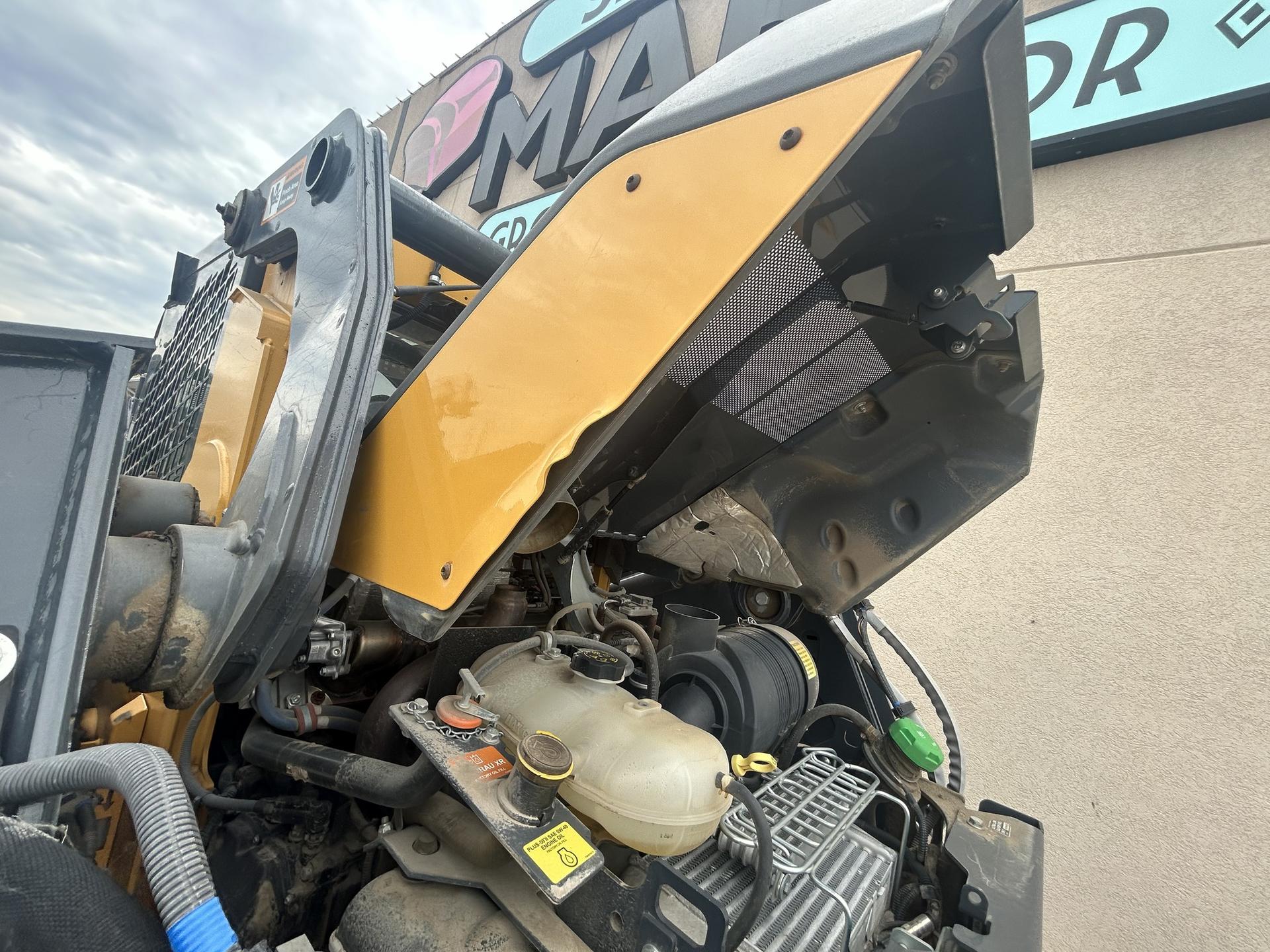 2021 John Deere 333G Image