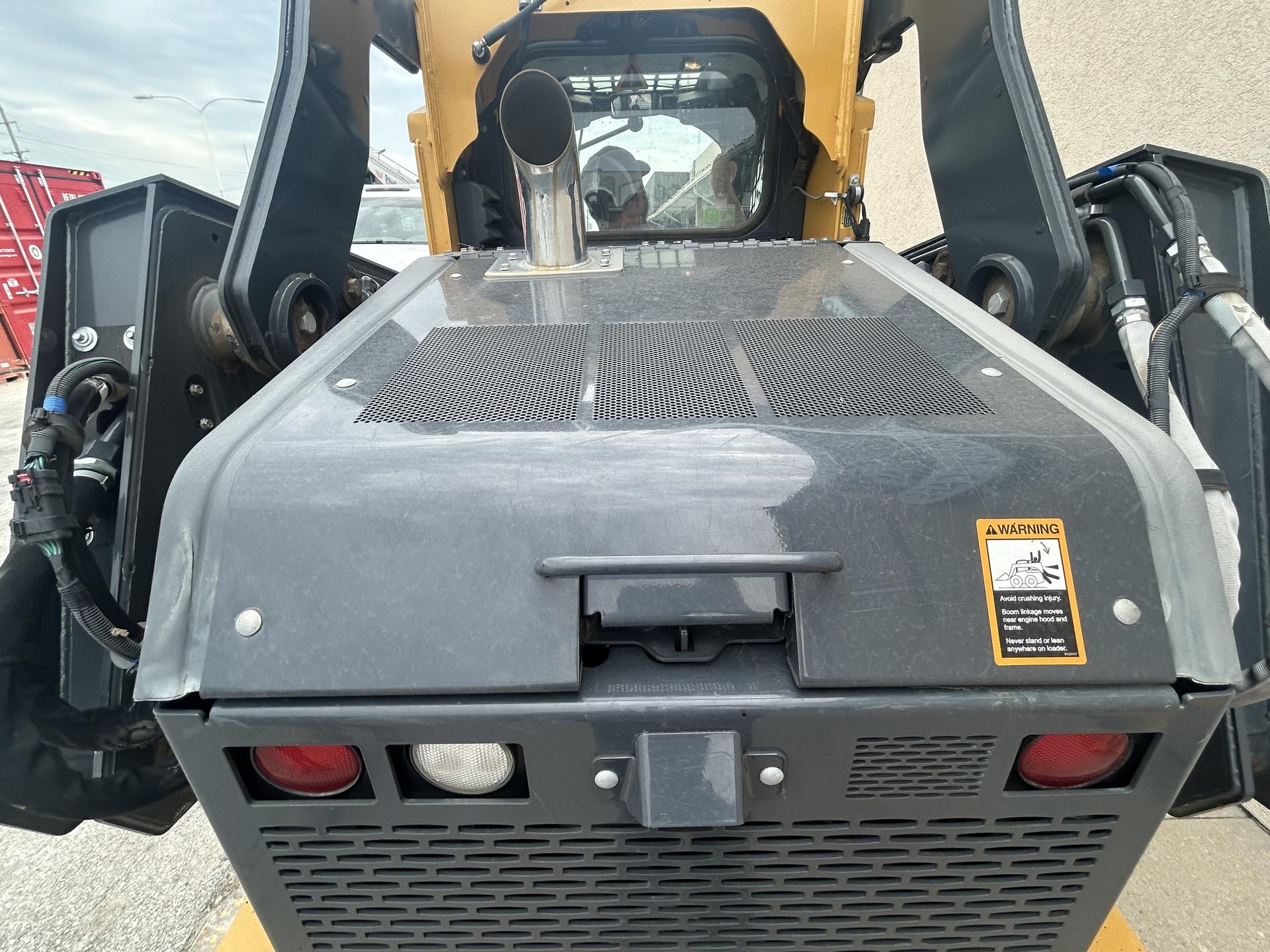 2021 John Deere 333G Image