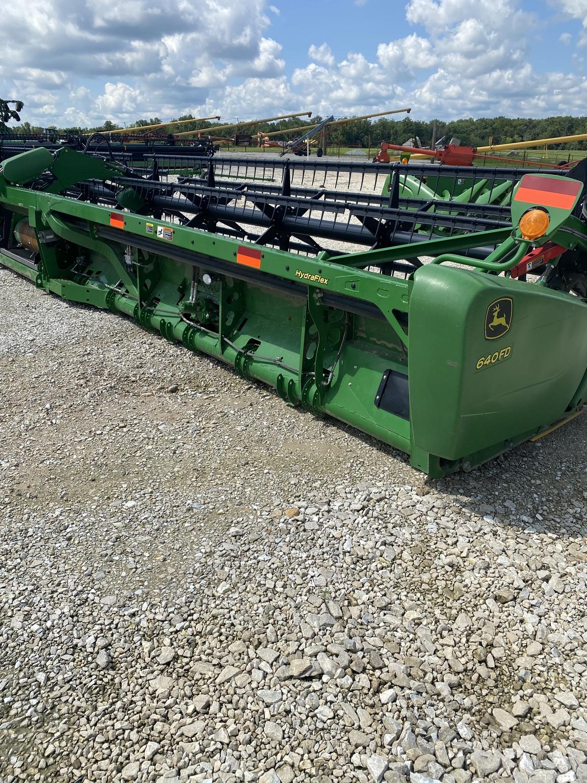 2015 John Deere 640FD Image