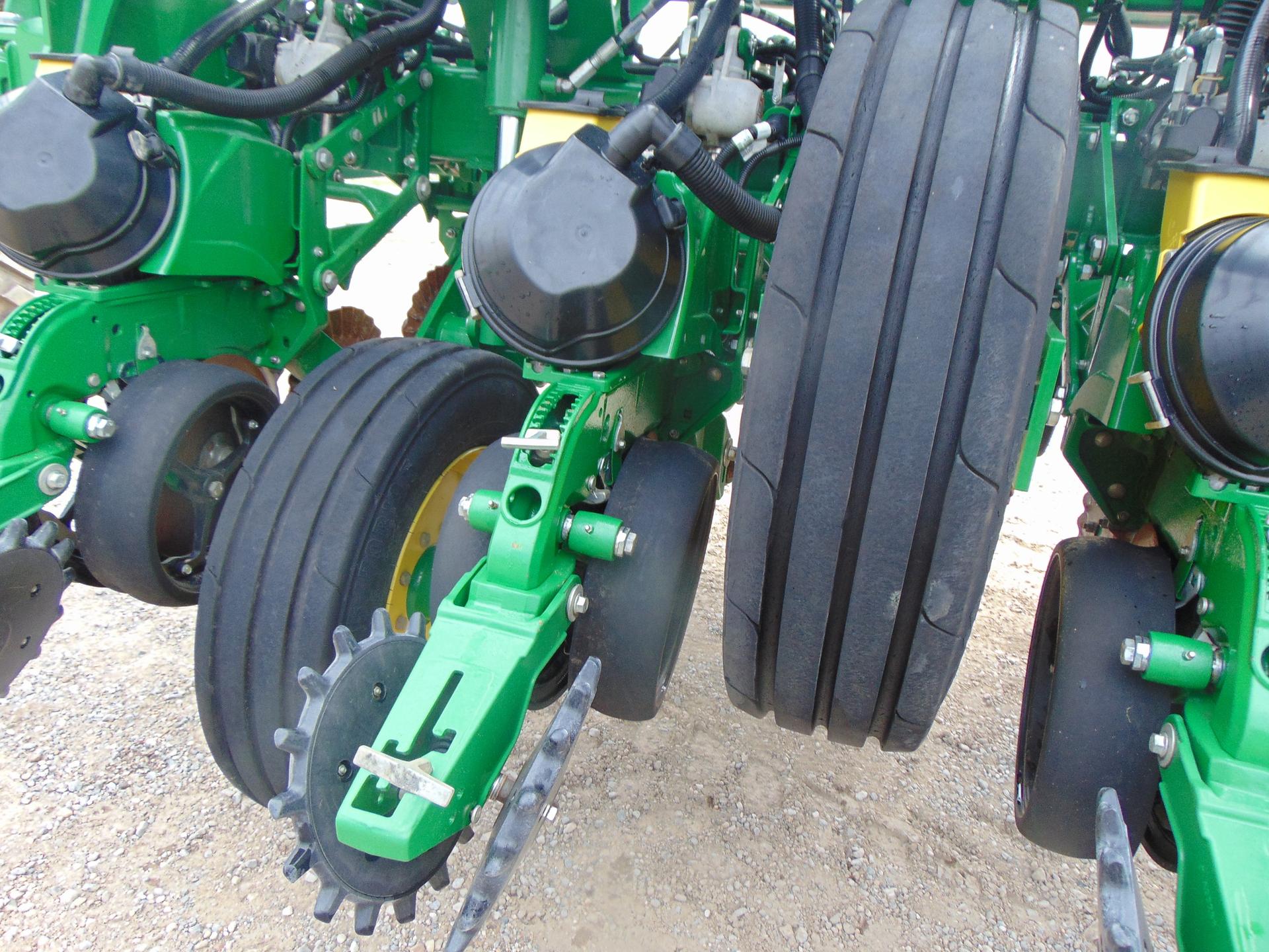 2024 John Deere 1795 Image