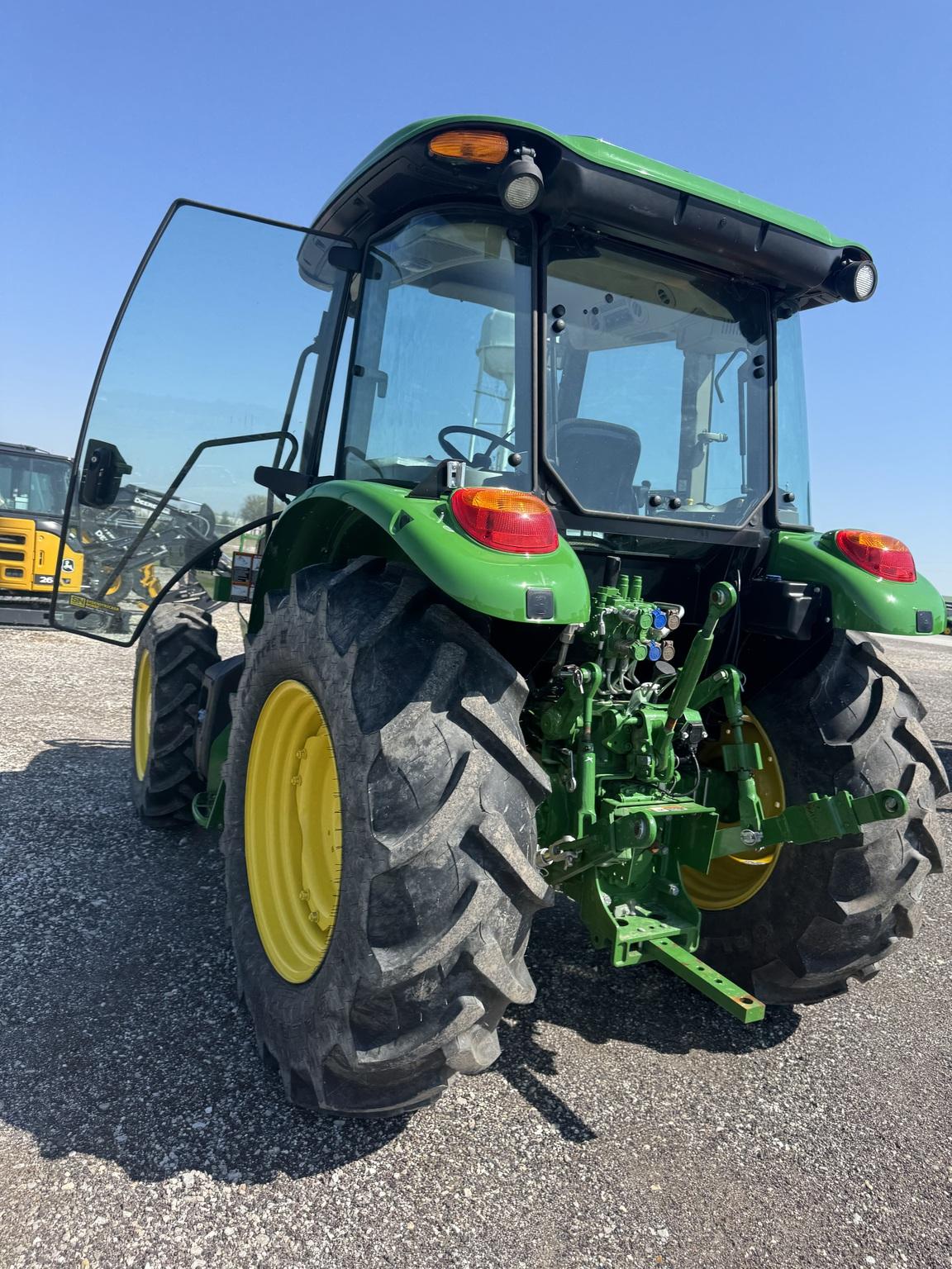 2023 John Deere 5090E Image