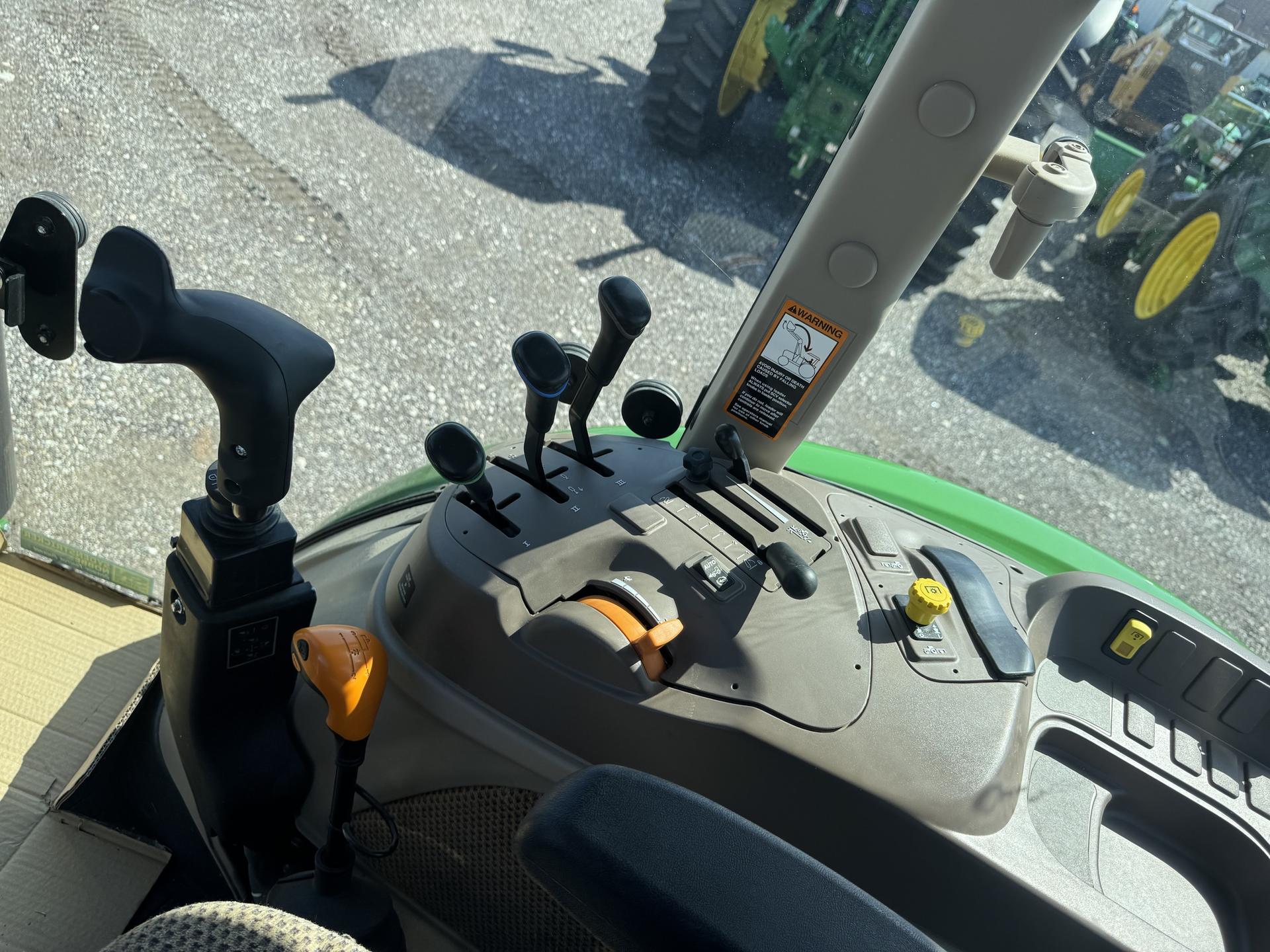 2023 John Deere 5090E Image