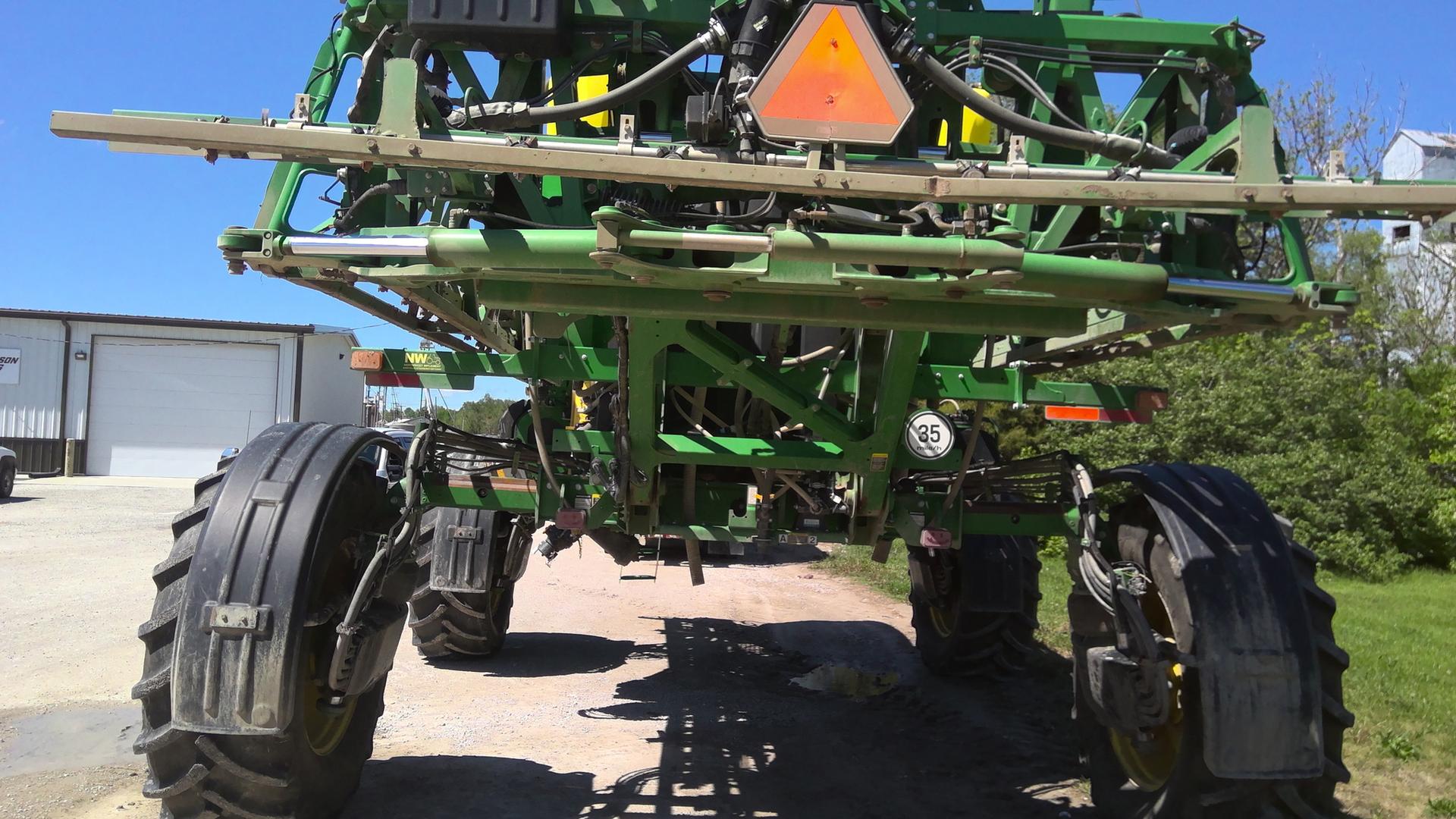 2018 John Deere R4038 Image