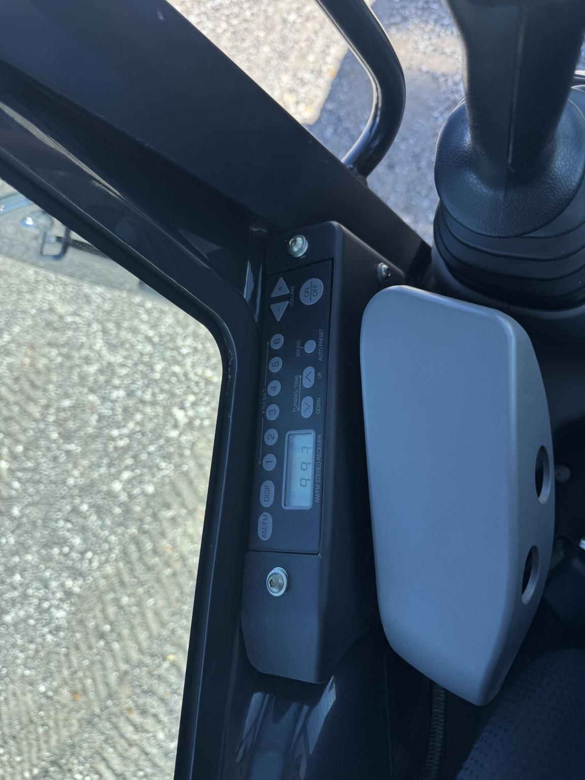 2020 John Deere 30G Image