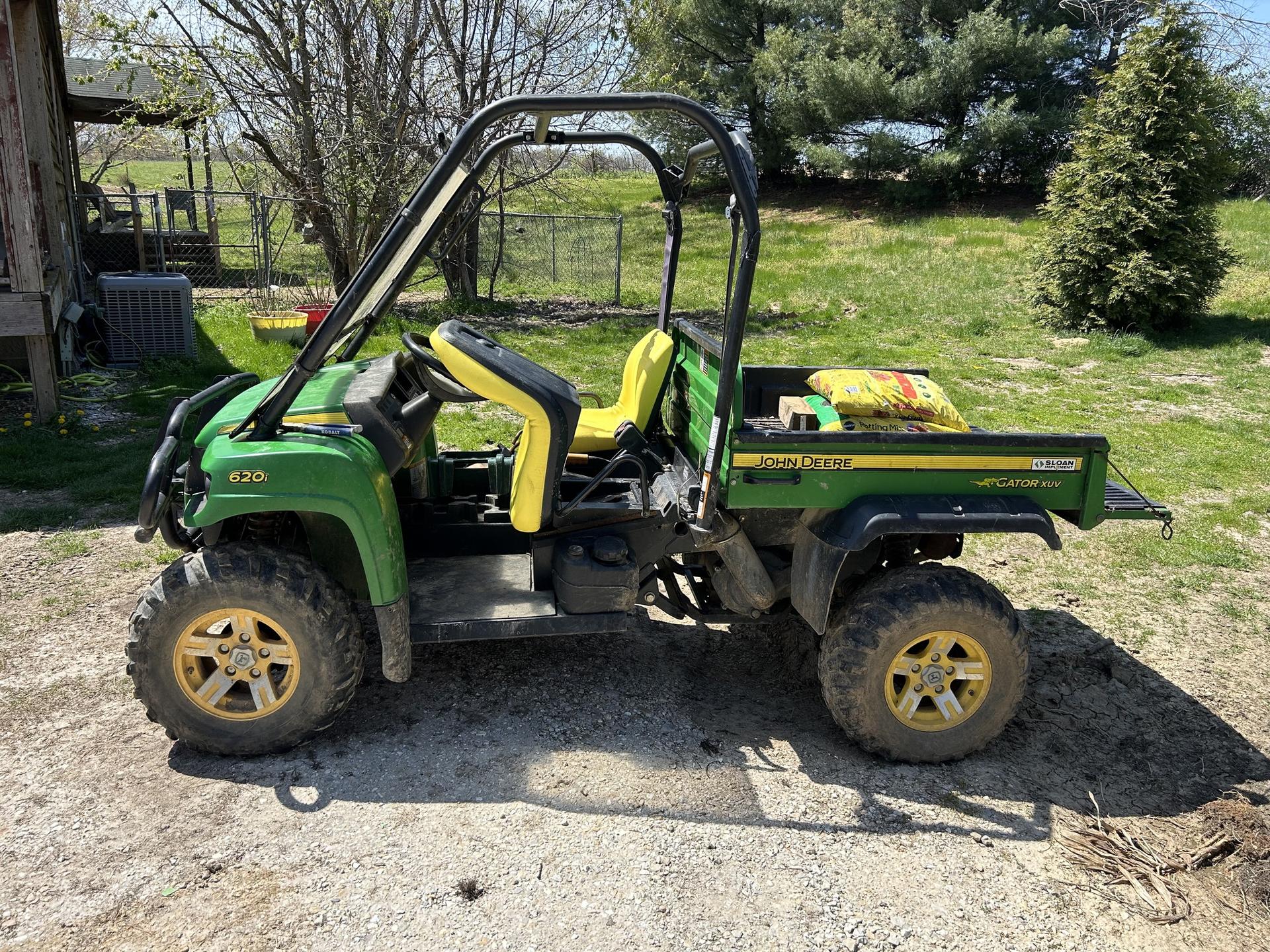 2009 John Deere XUV 620I GREEN Image