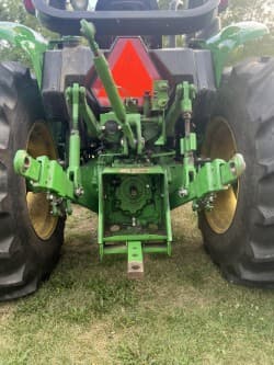 2022 John Deere 5065E Image