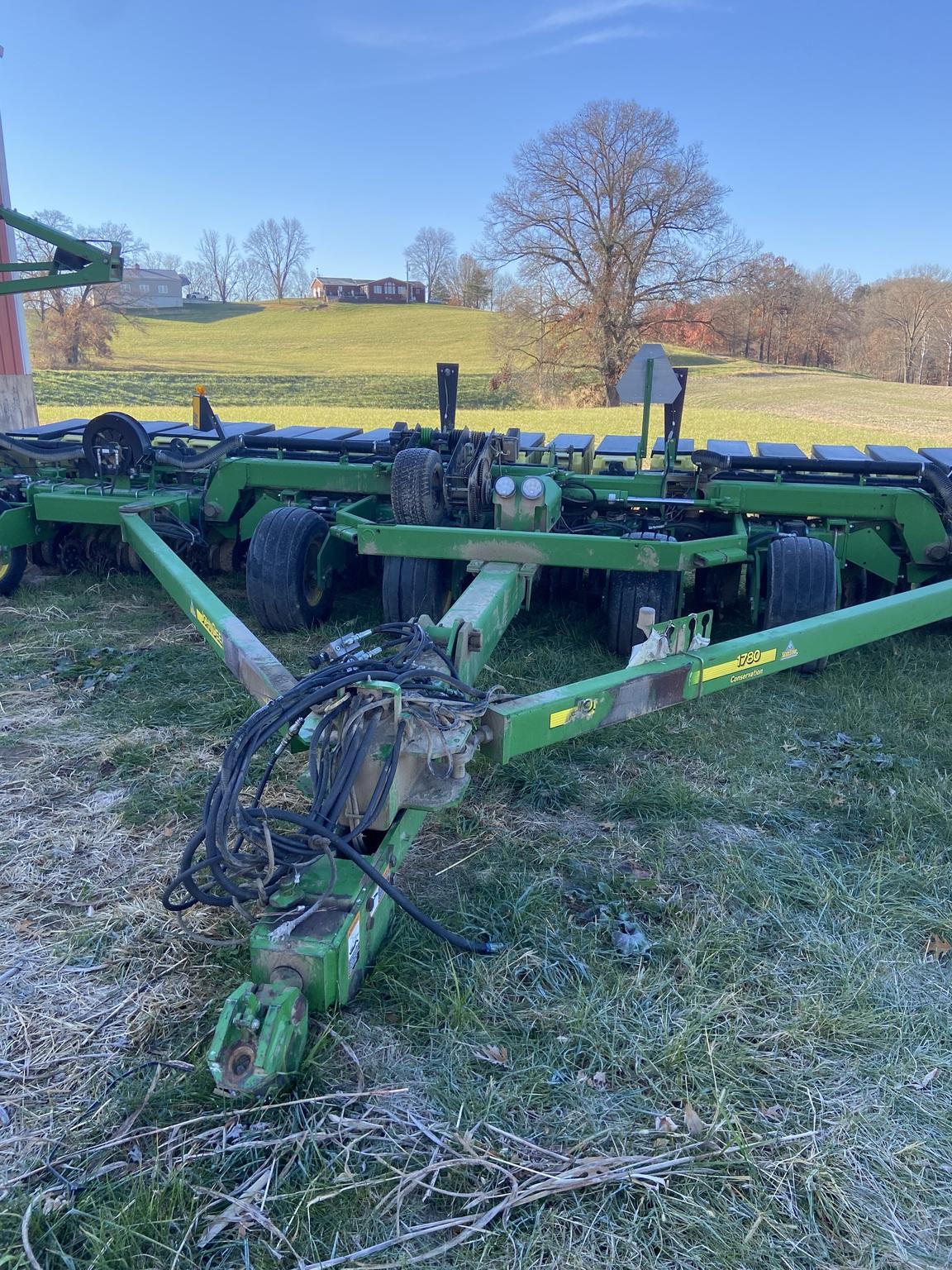 2002 John Deere 1780 Image