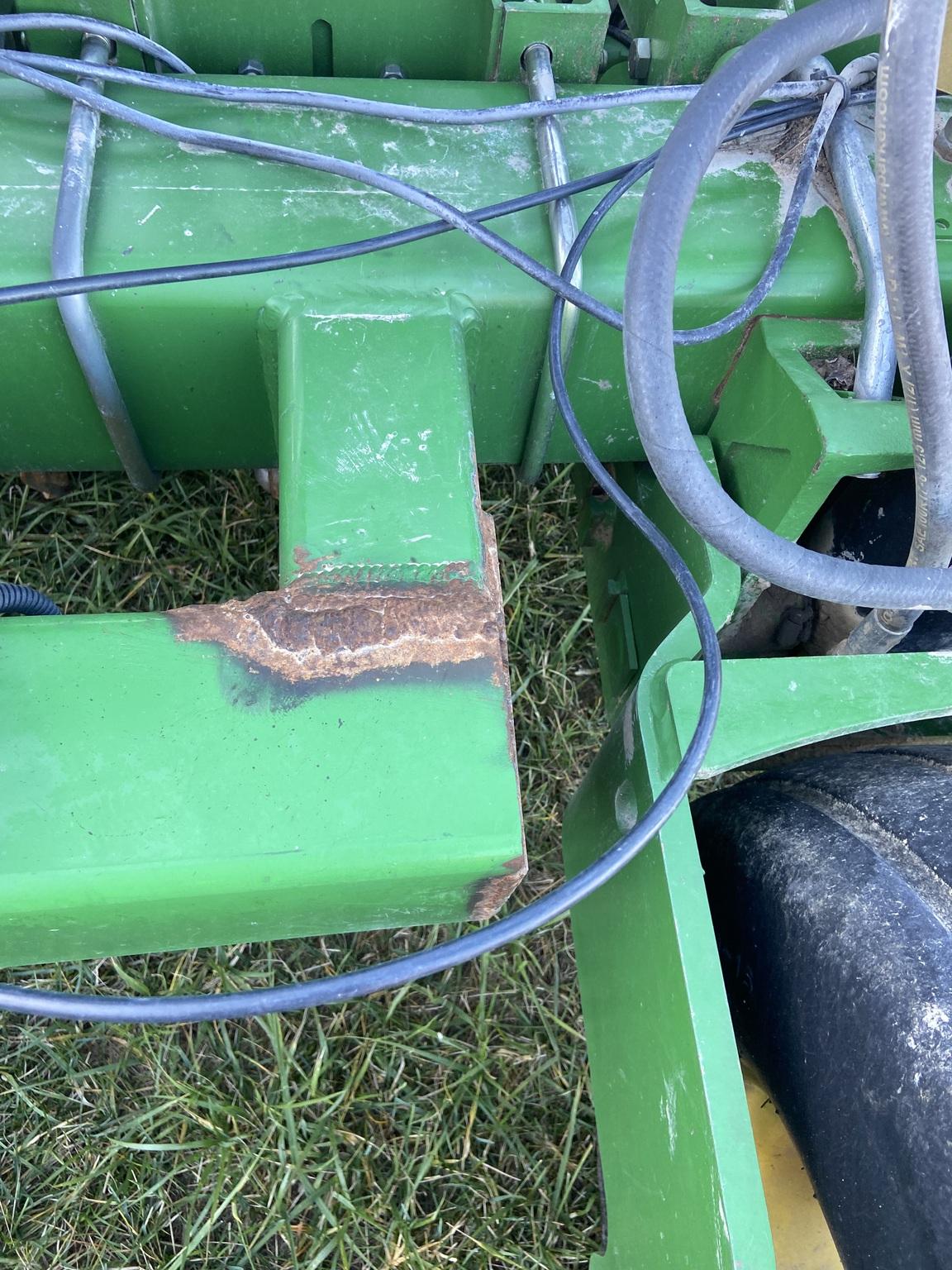 2002 John Deere 1780 Image