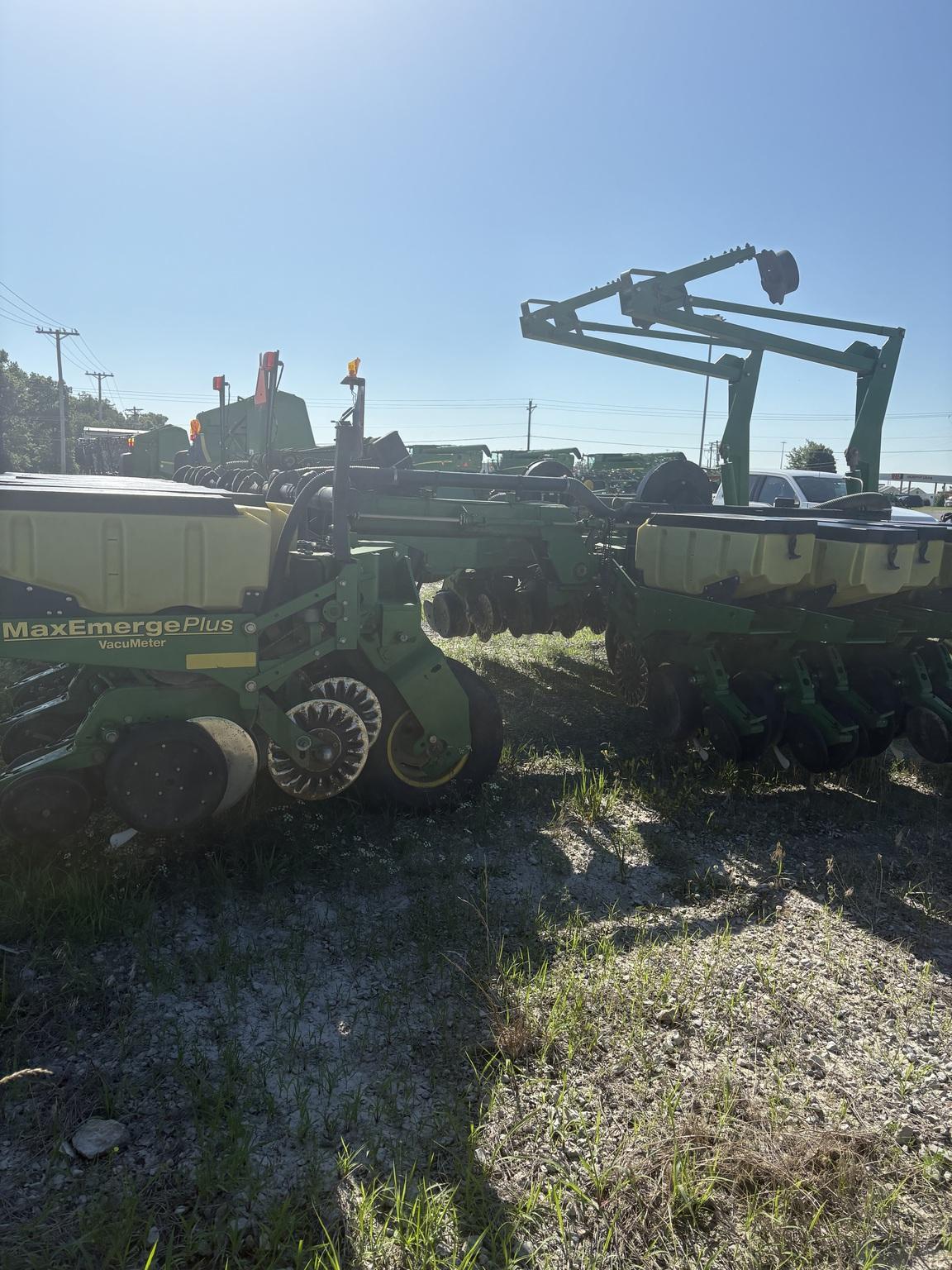 2002 John Deere 1780 Image