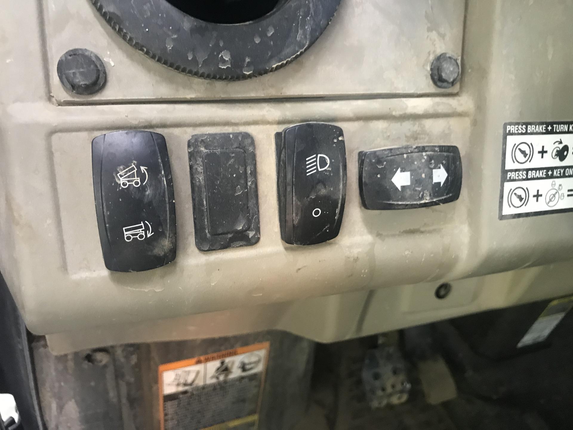 2022 John Deere XUV 835R Image