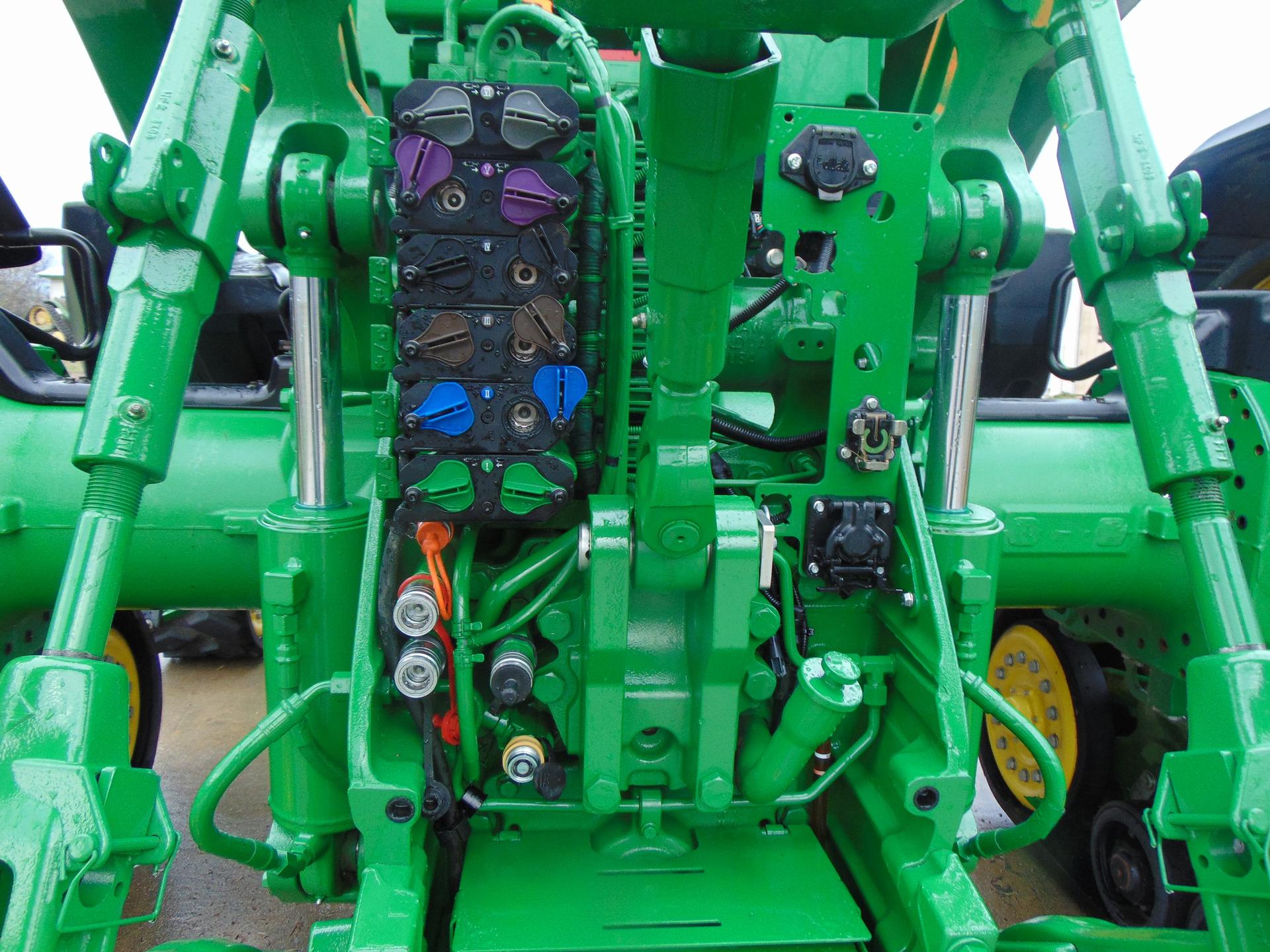 2024 John Deere 8RX 410 Image