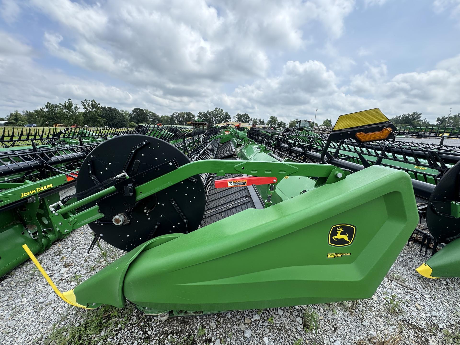 2024 John Deere HD45F Image