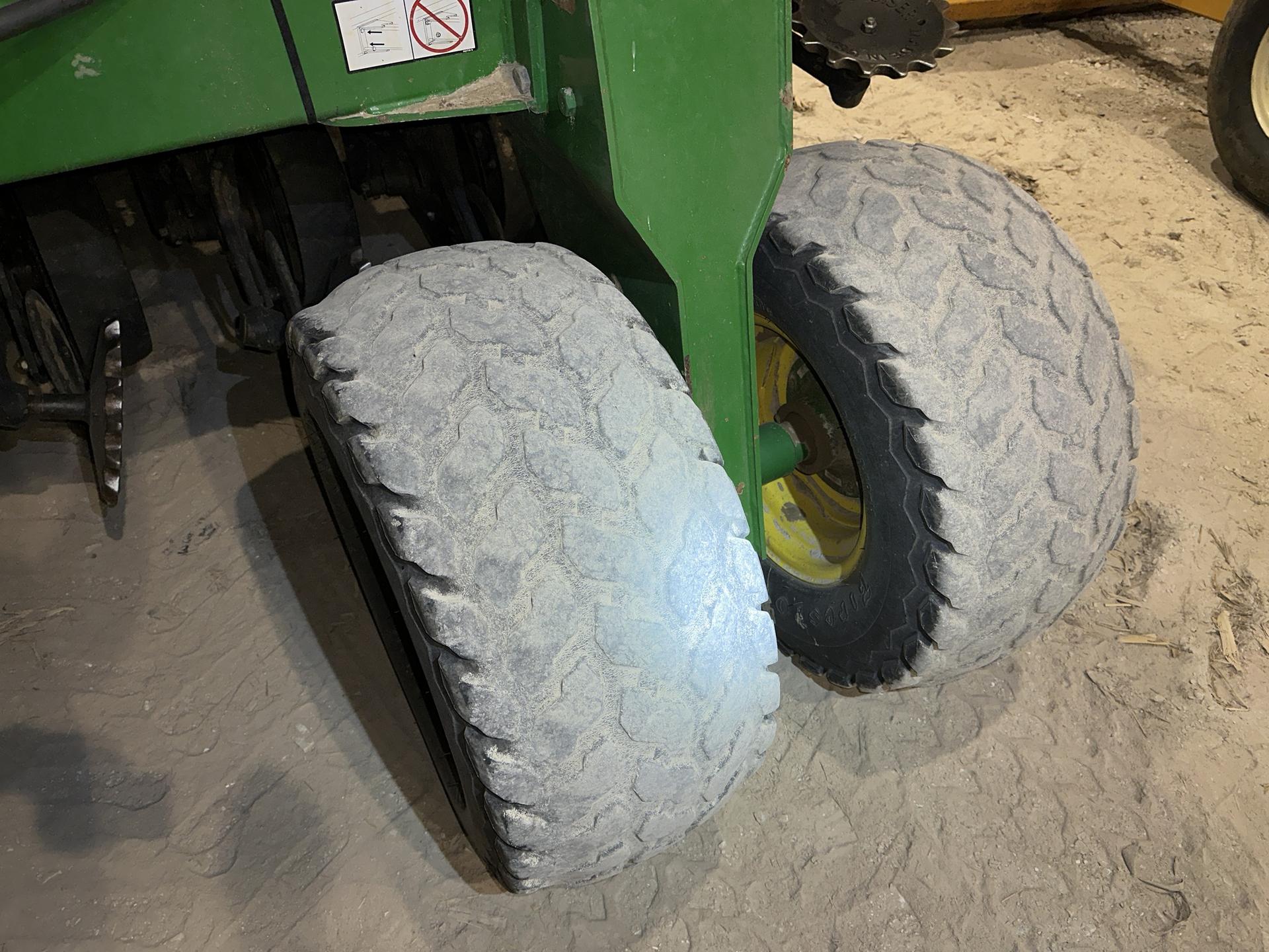 2009 John Deere 1990 Image