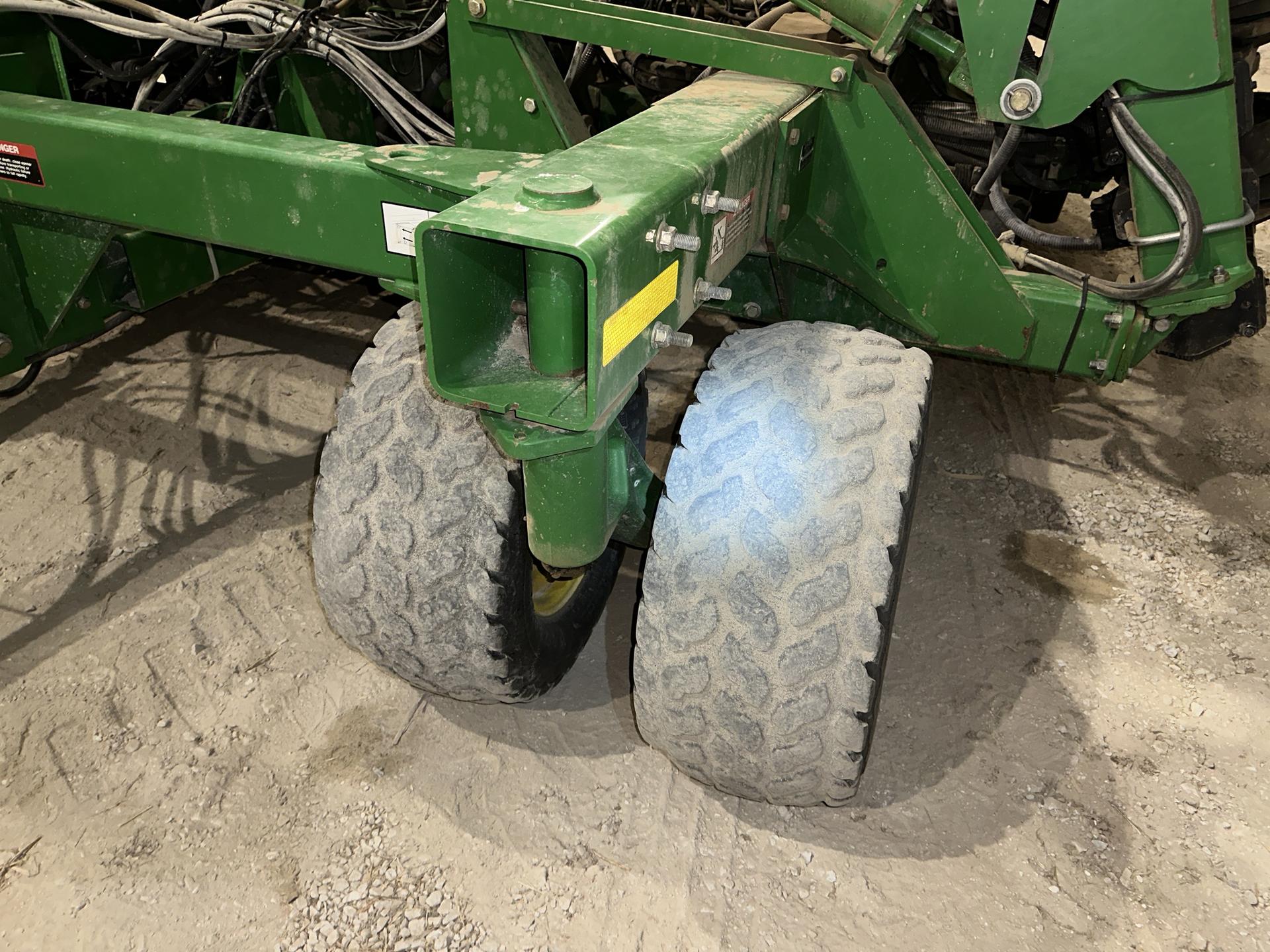 2009 John Deere 1990 Image