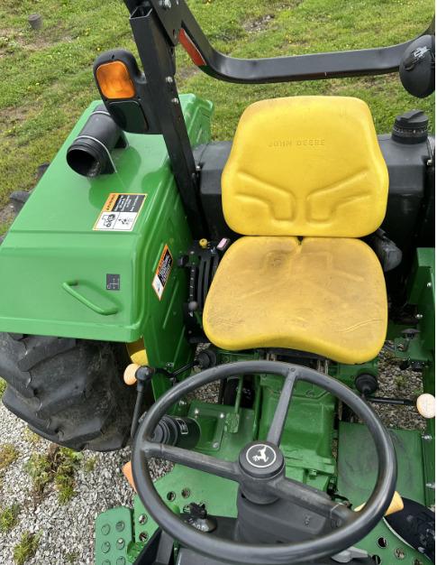 2013 John Deere 5065E Image