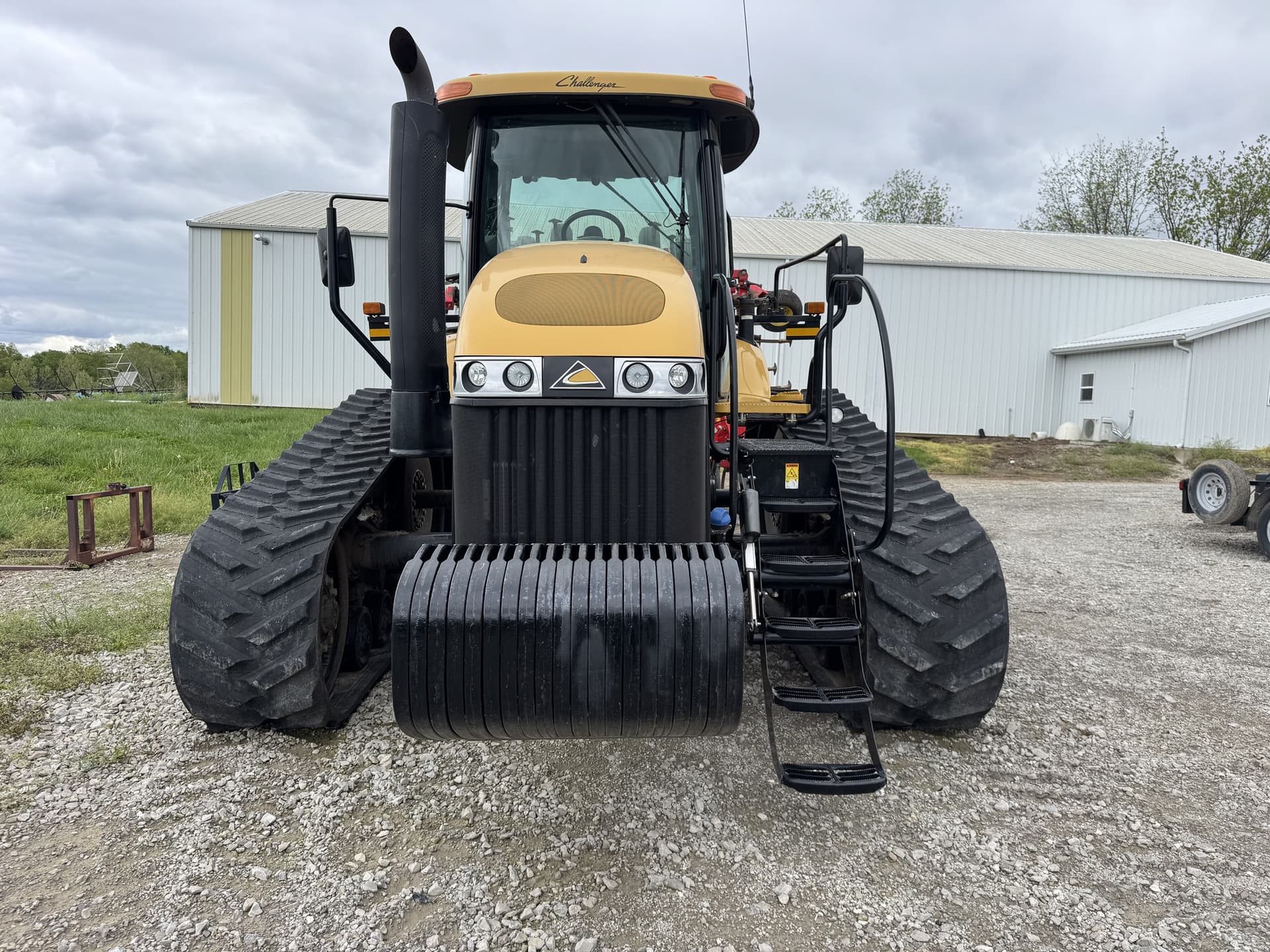 2014 Challenger MT765D Image
