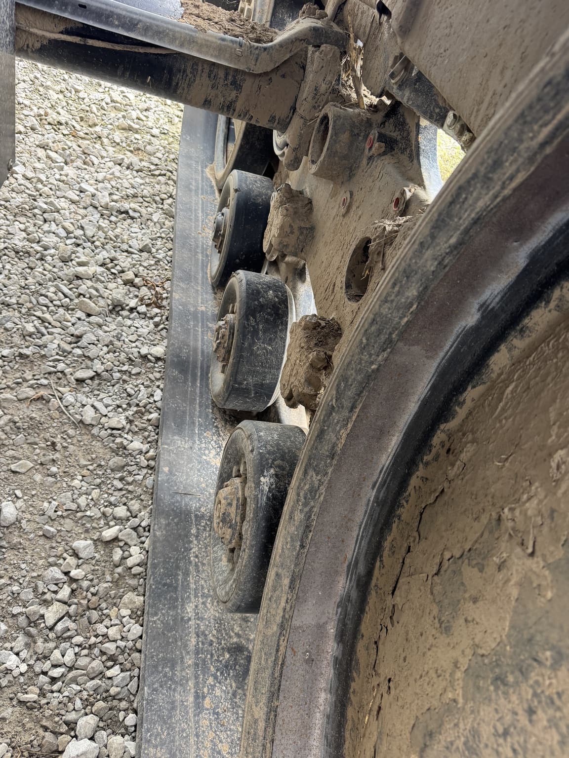 2014 Challenger MT765D Image