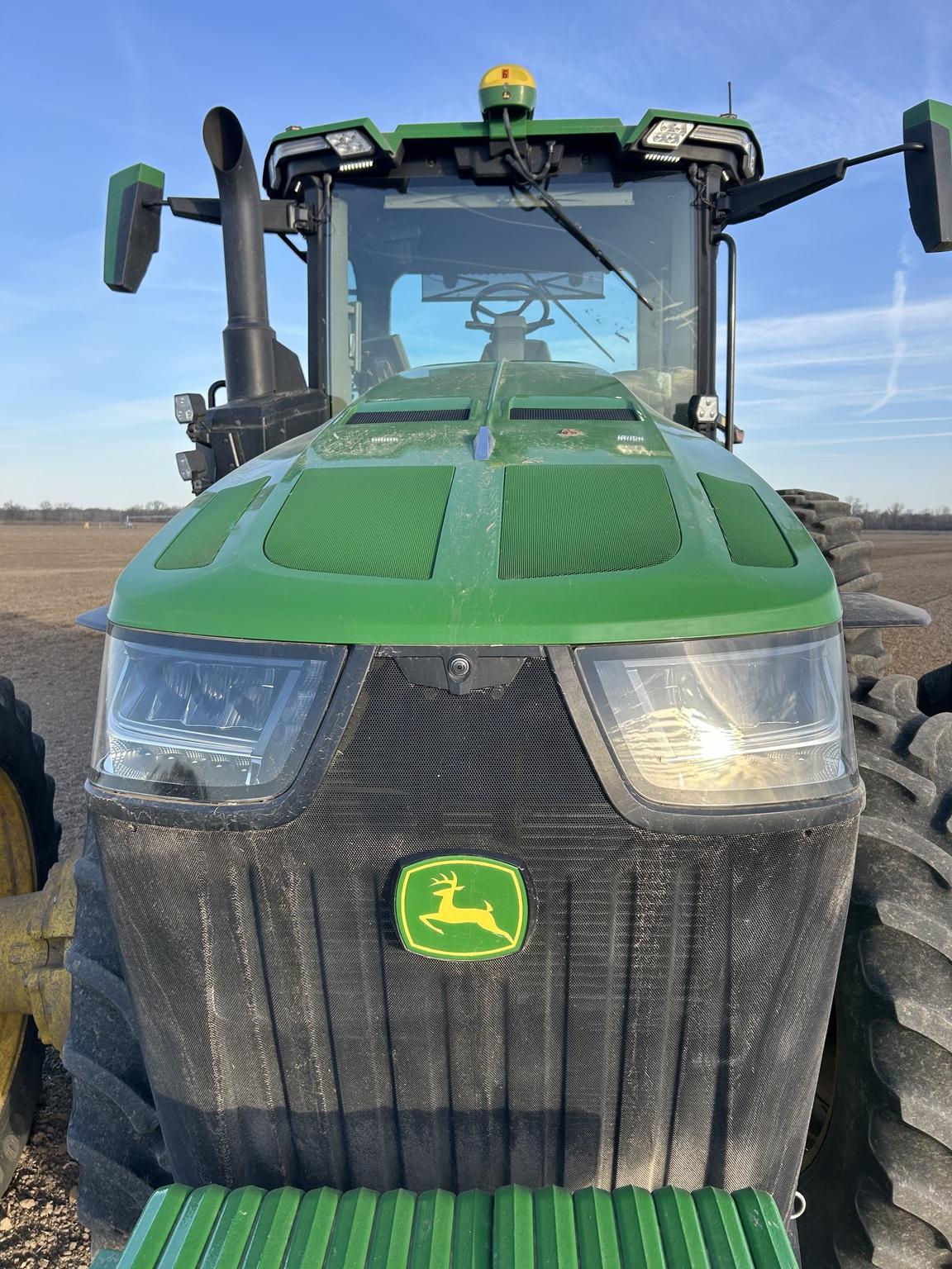 2021 John Deere 8R 340 Image