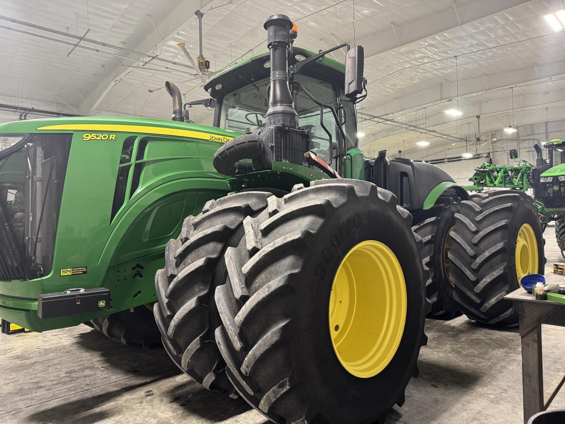 2020 John Deere 9520R Image