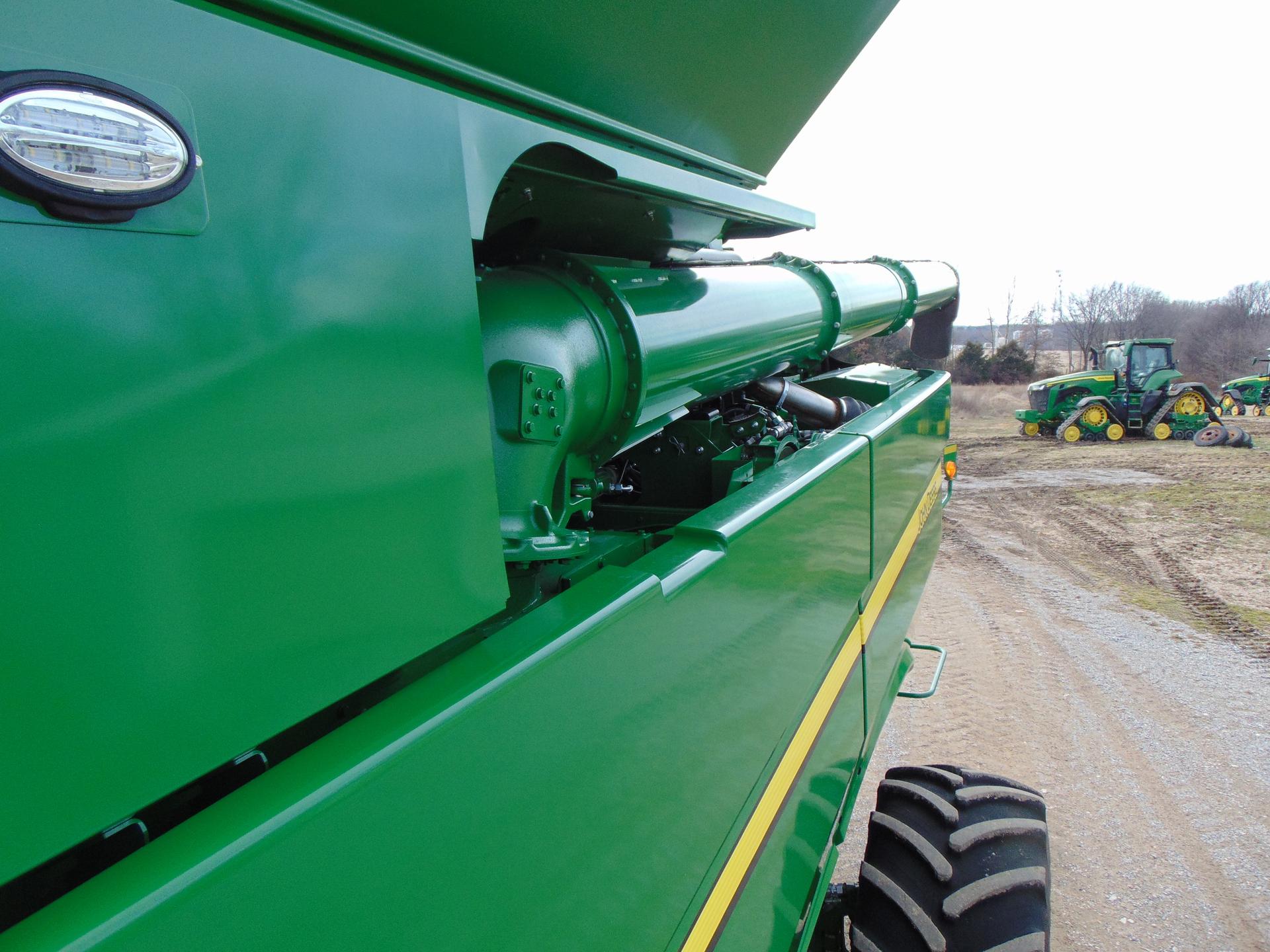 2024 John Deere S780 Image