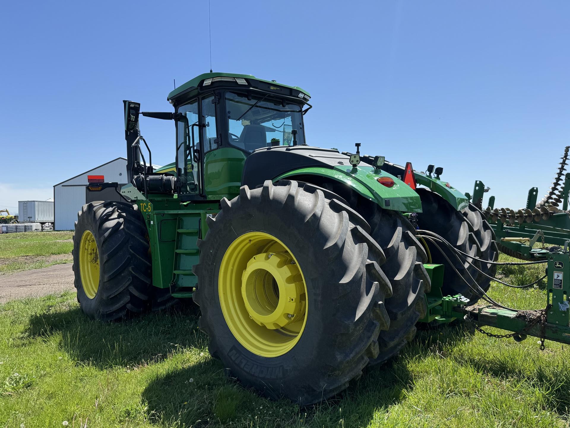 2024 John Deere 9R 440 Image