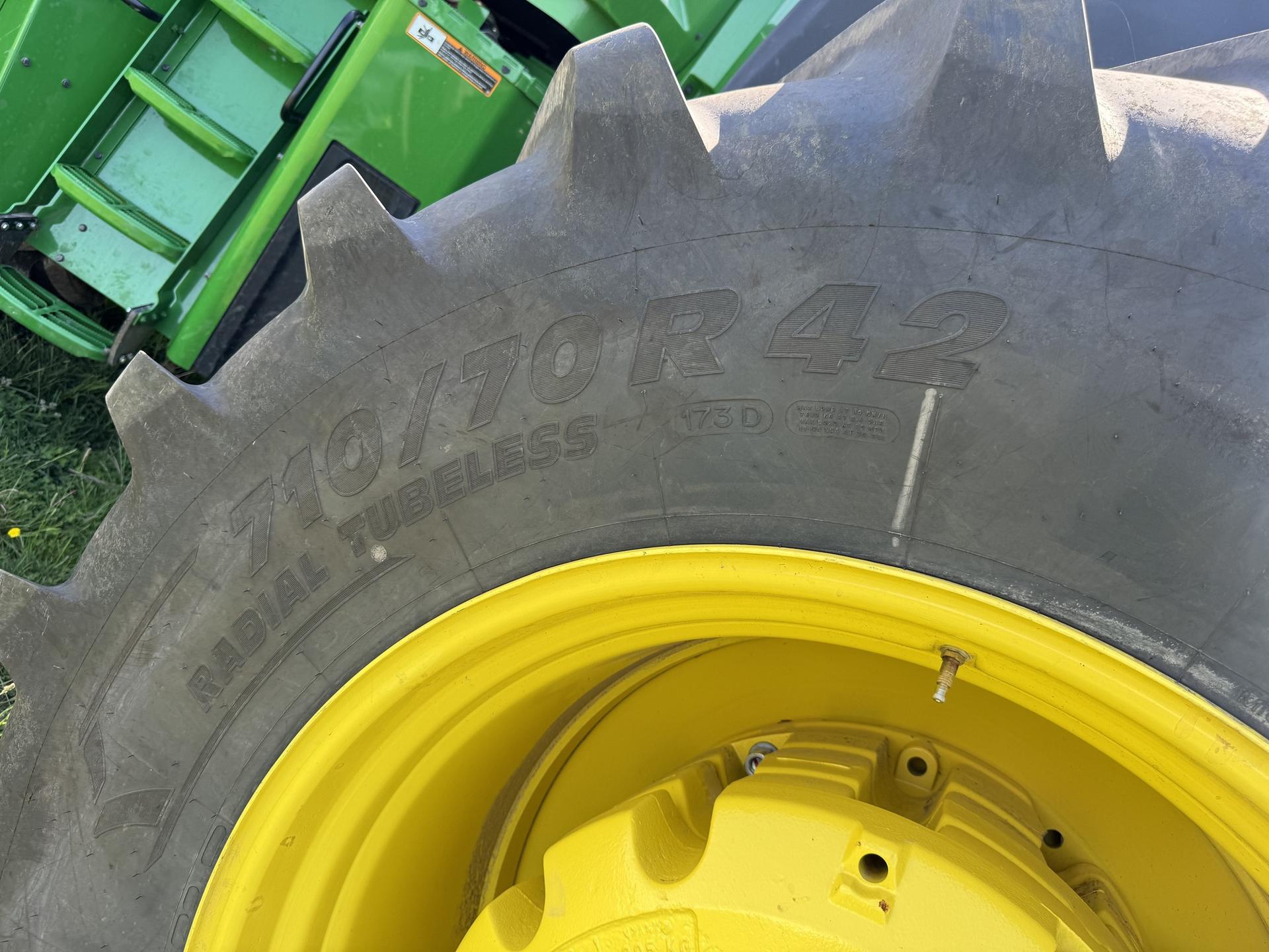 2024 John Deere 9R 440 Image