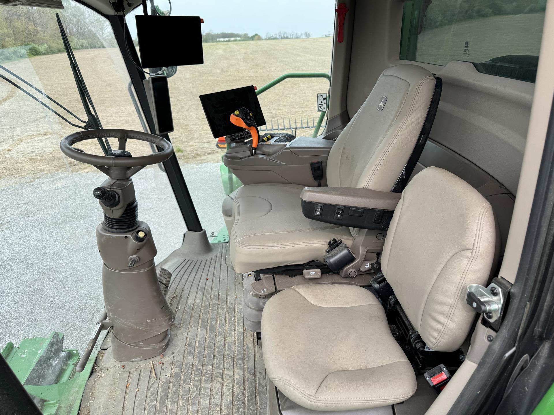 2024 John Deere S790 Image
