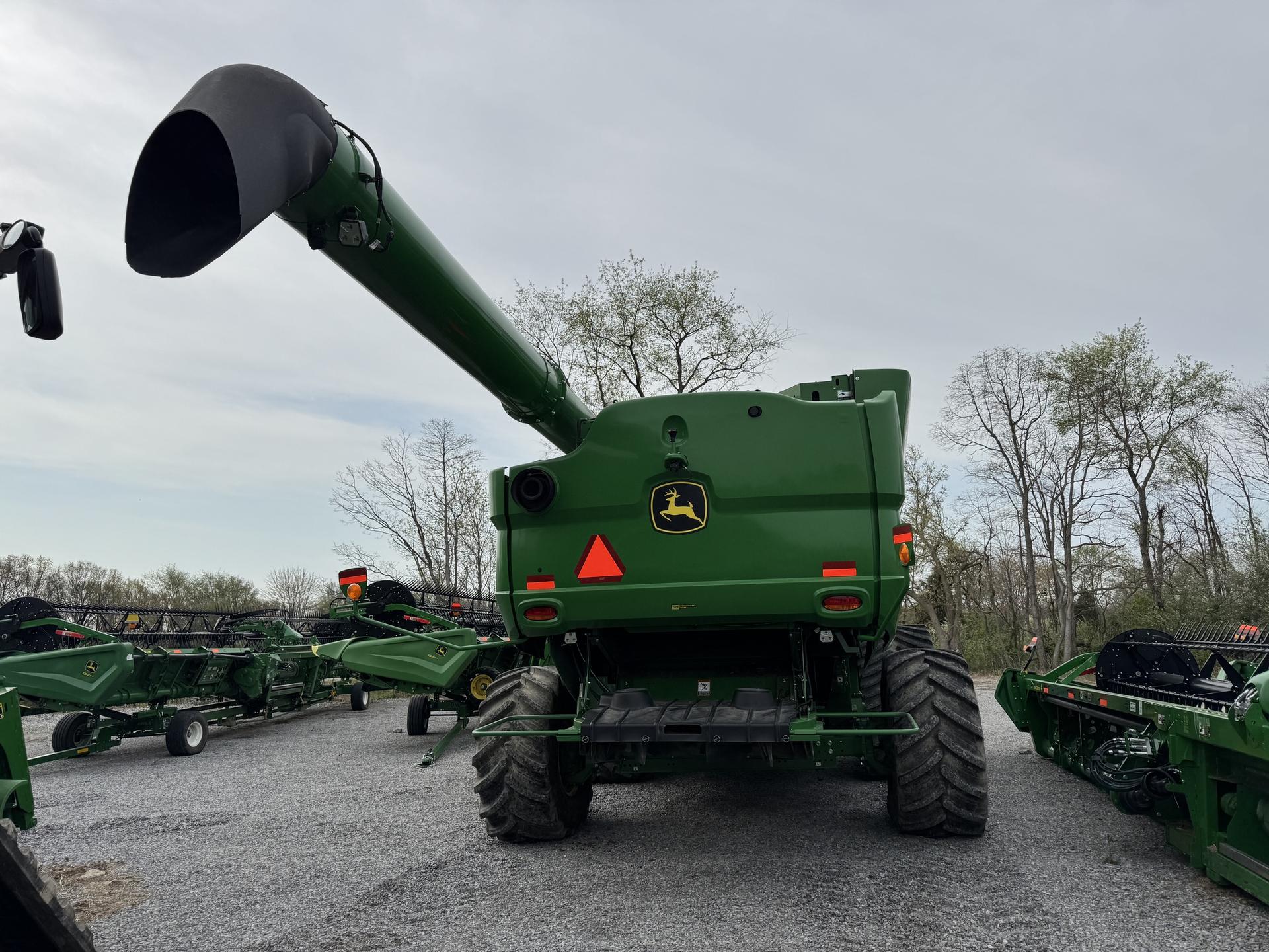 2024 John Deere S790 Image