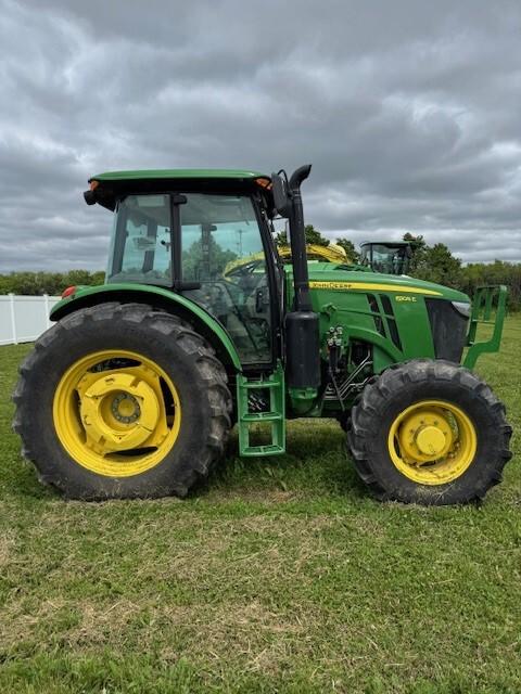2023 John Deere 6105E Image
