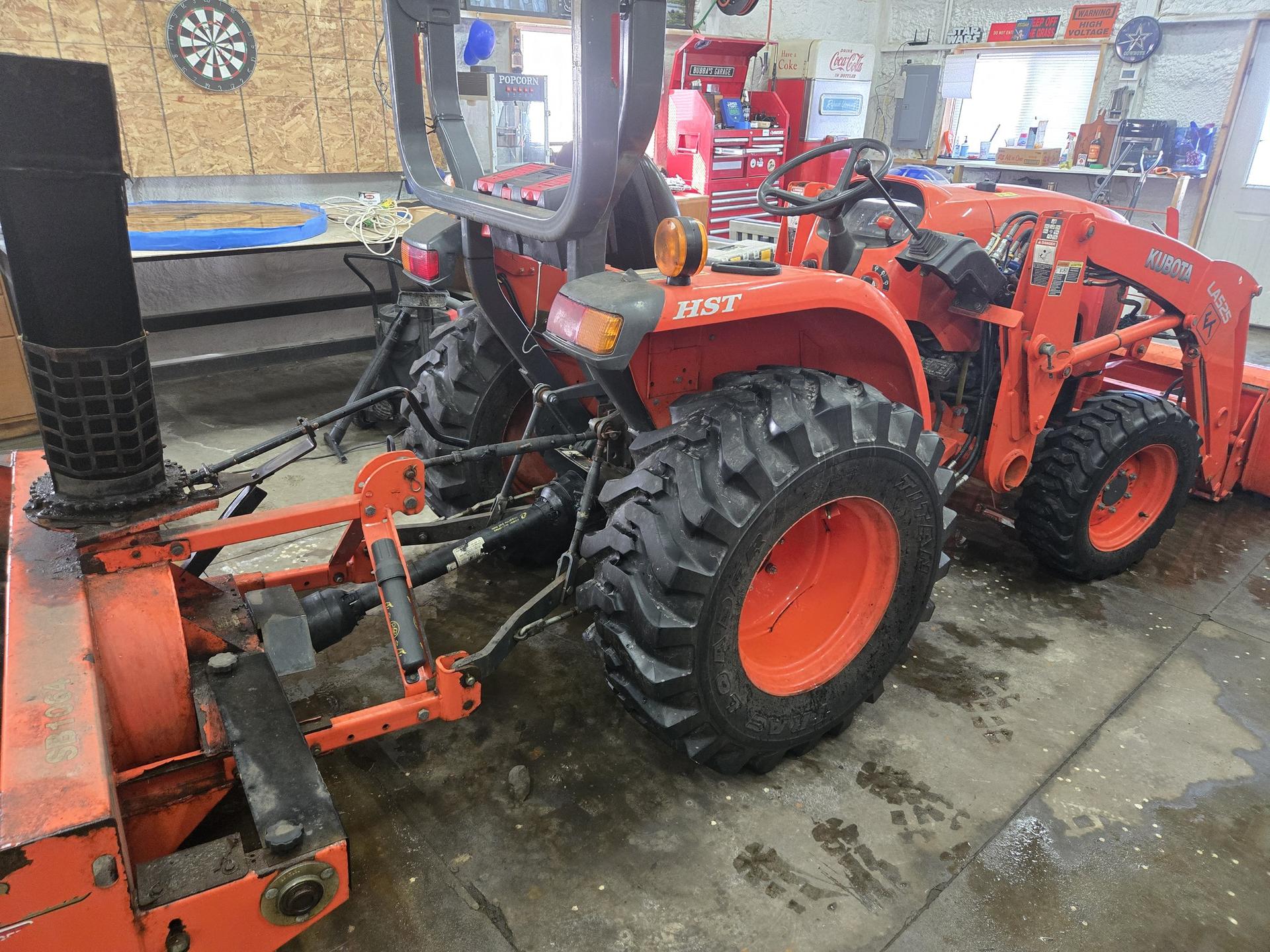 2016 Kubota L3901 Image
