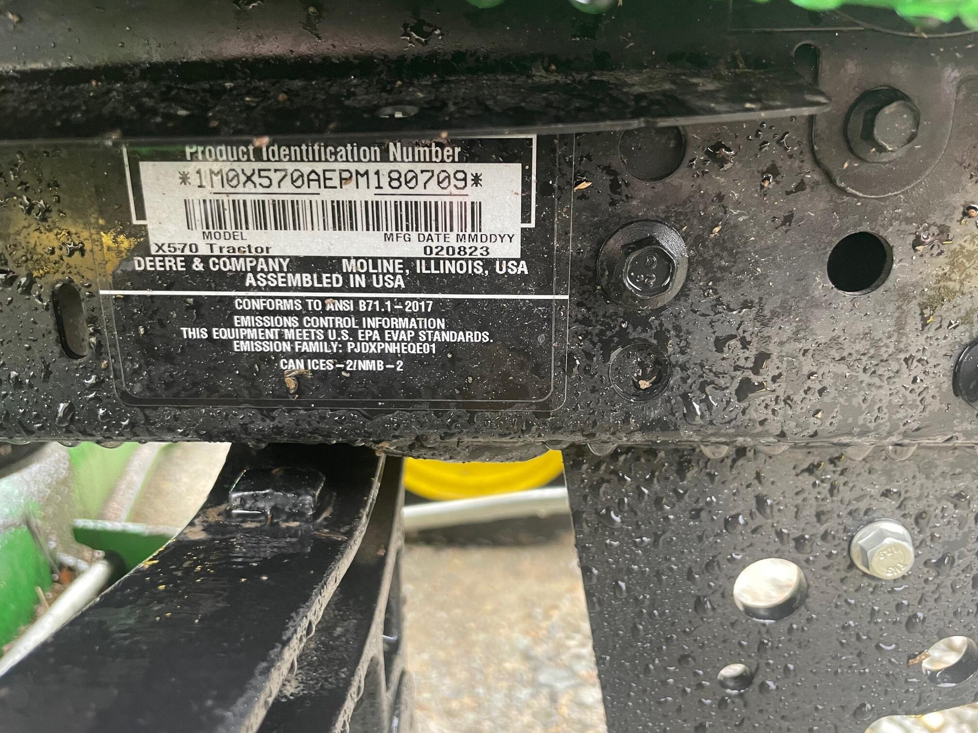 2023 John Deere X570 Image