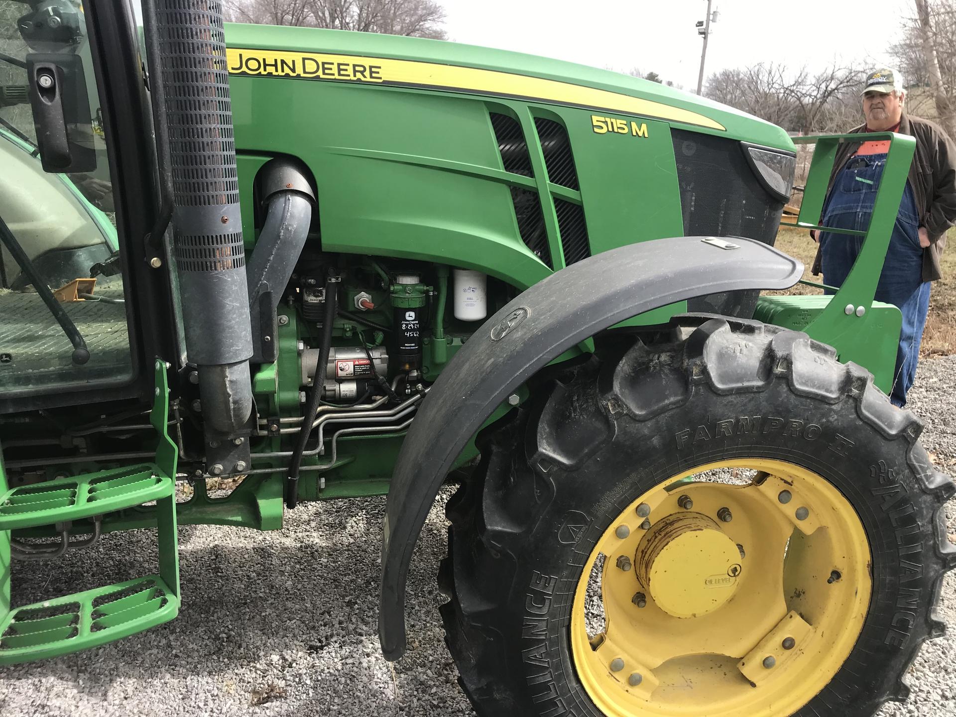 2014 John Deere 5115M Image