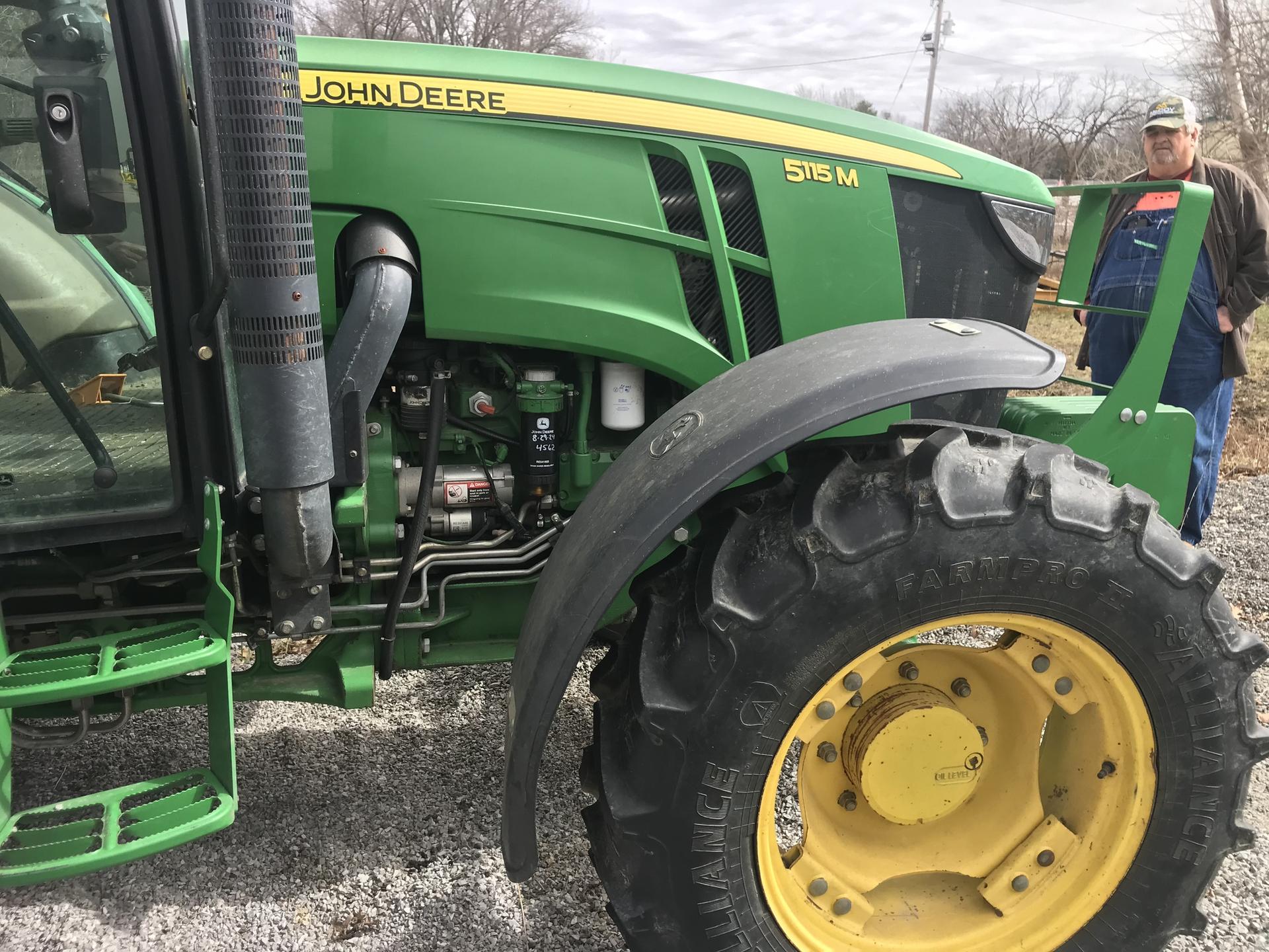 2014 John Deere 5115M Image