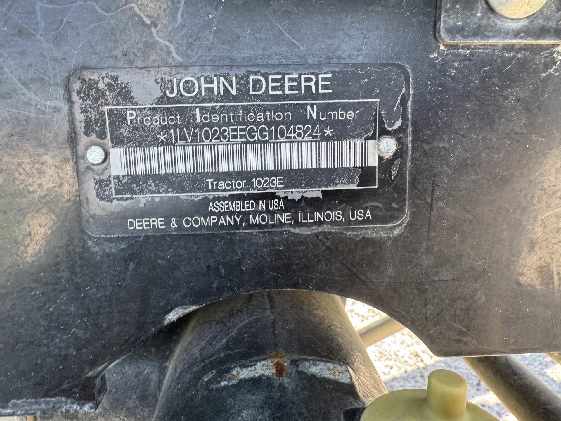 2016 John Deere 1023E Image