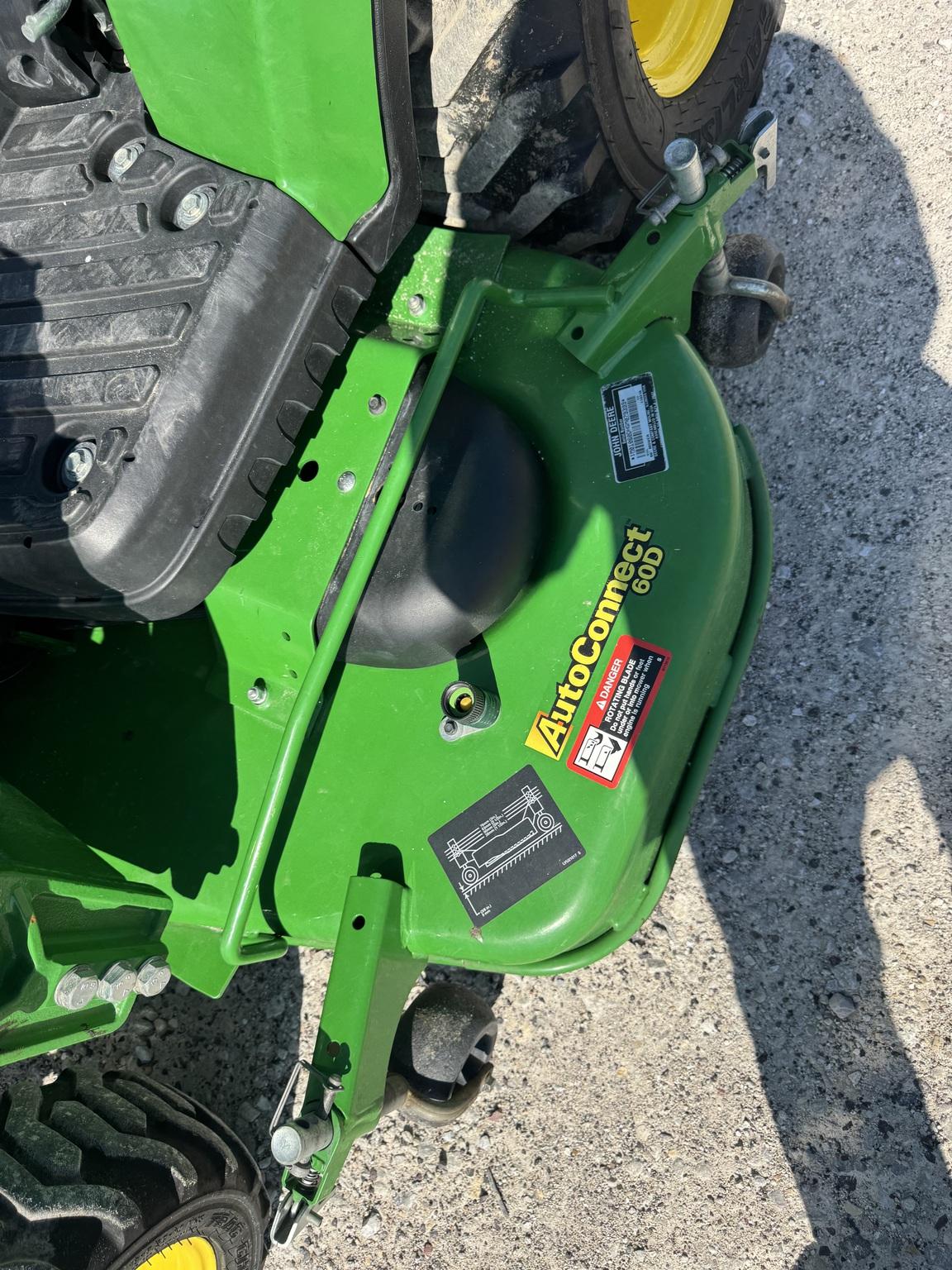 2016 John Deere 1023E Image